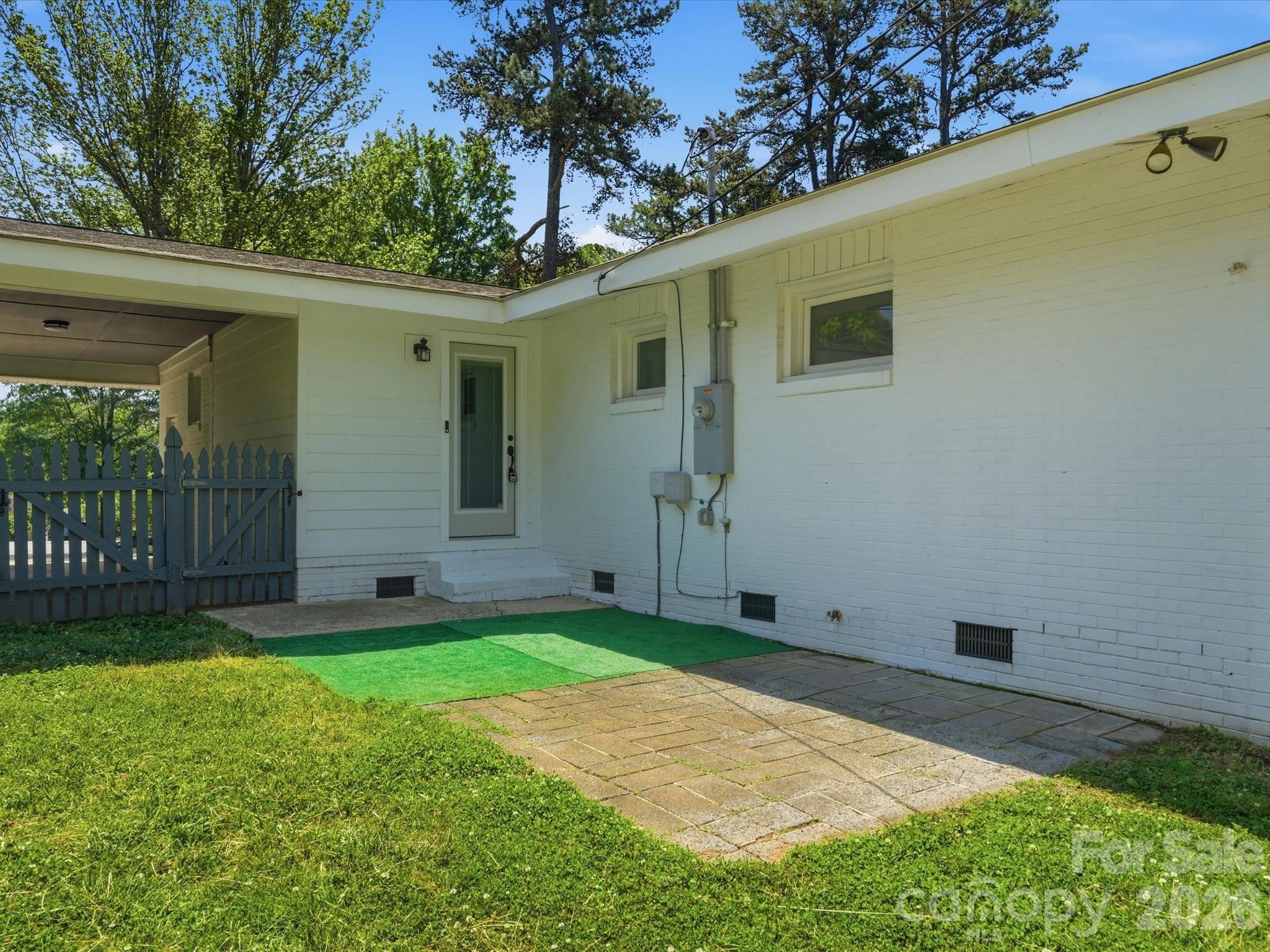 3633 Rosehaven Drive — Charlotte