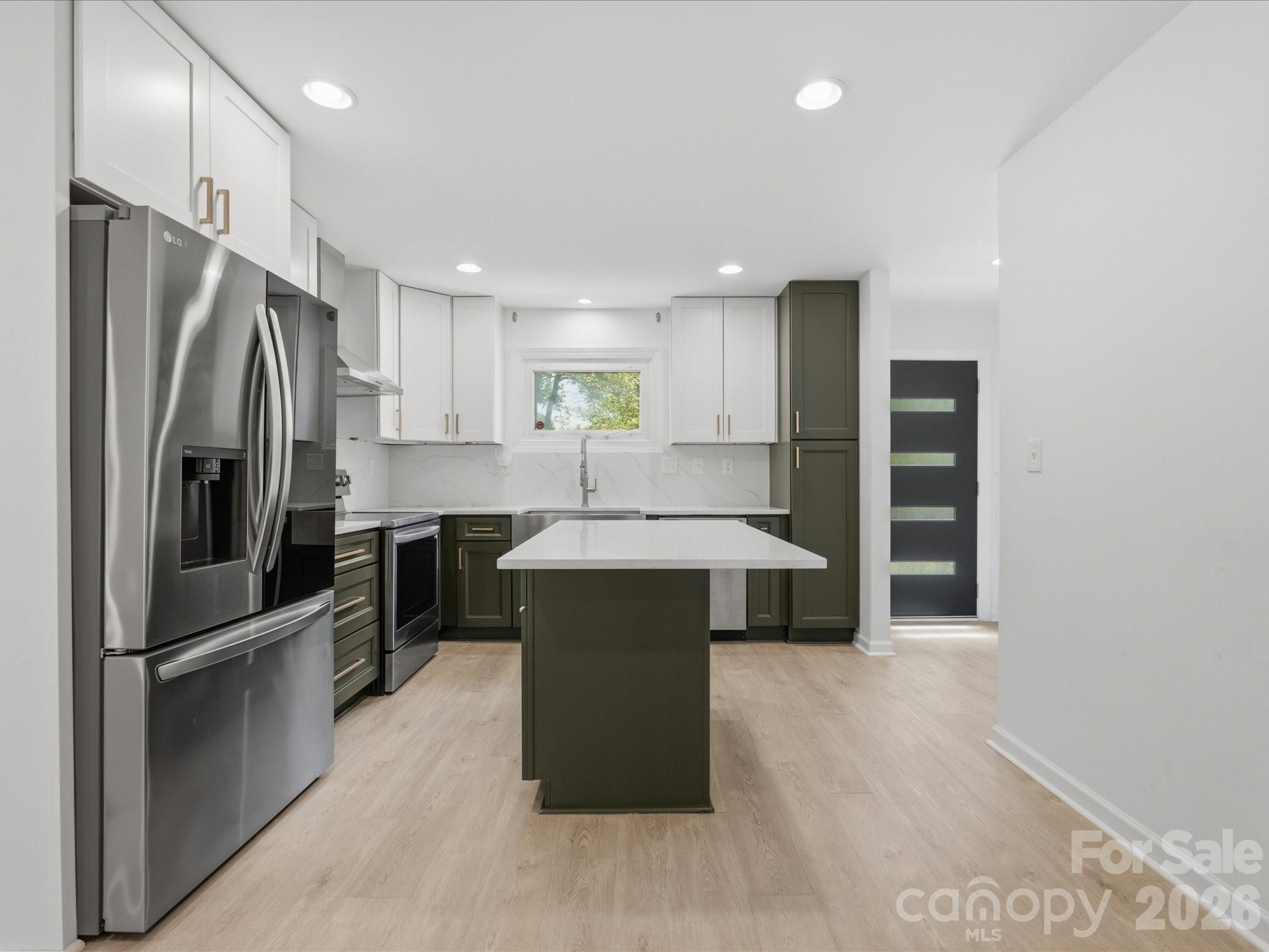 3633 Rosehaven Drive — Charlotte