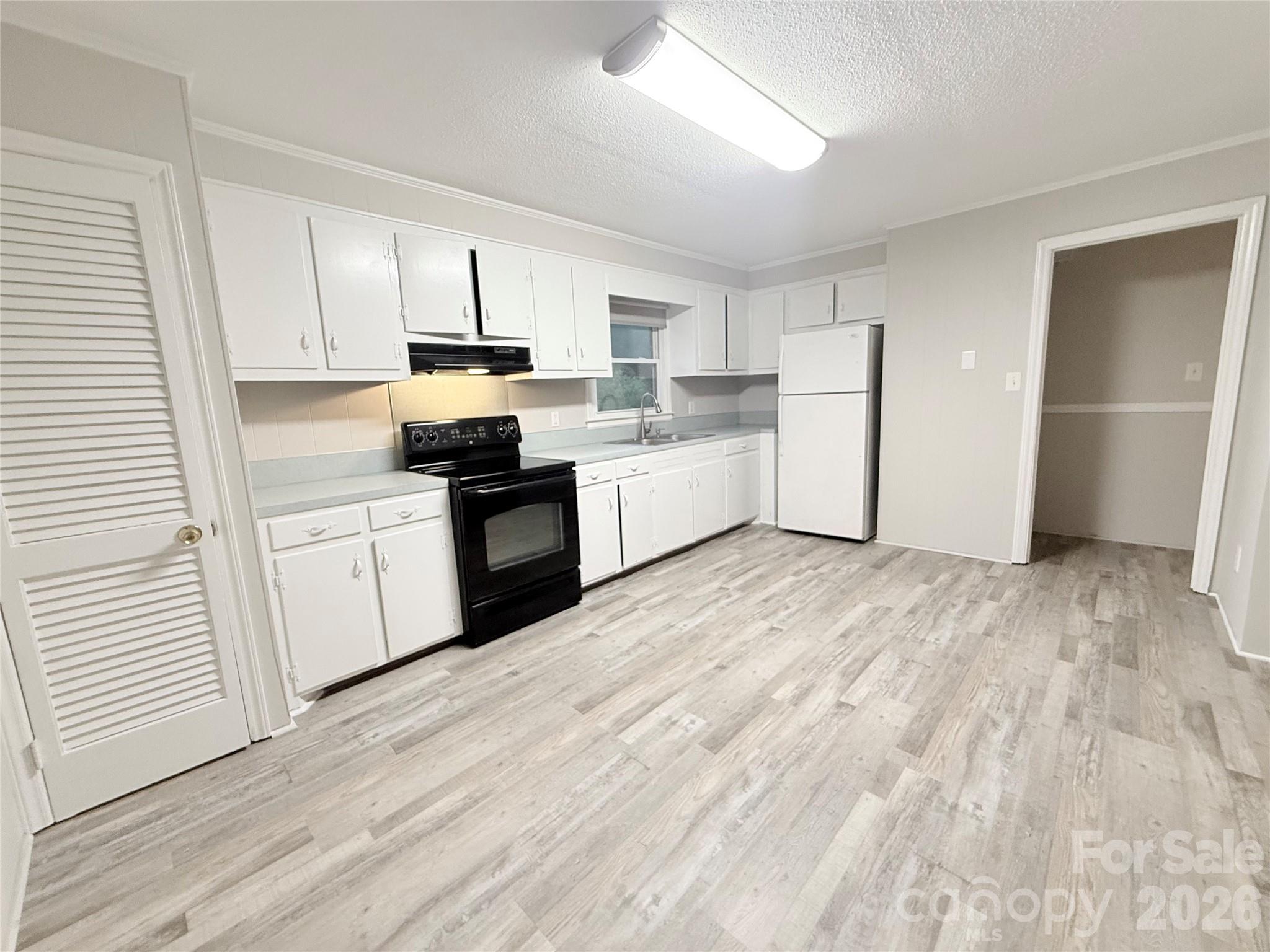 5221 Roy Ballard Street — Denver