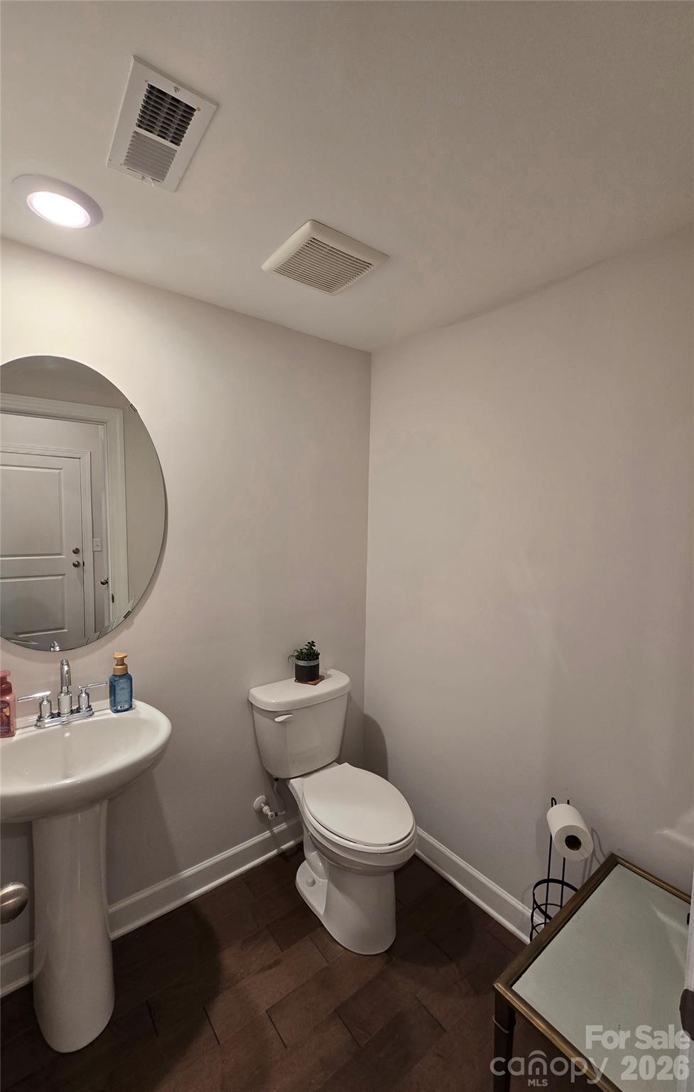 1221 Colgher Street — Charlotte