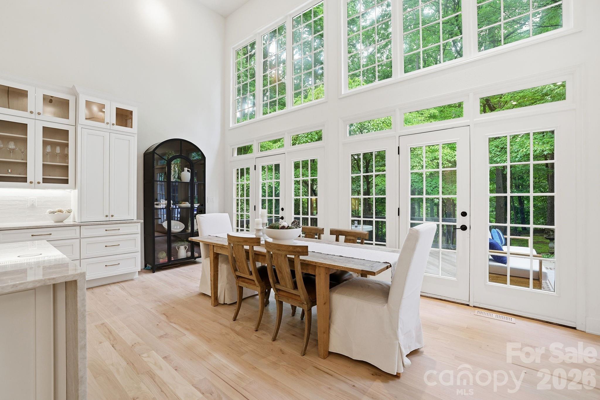 5424 Amanda Lane — Belmont