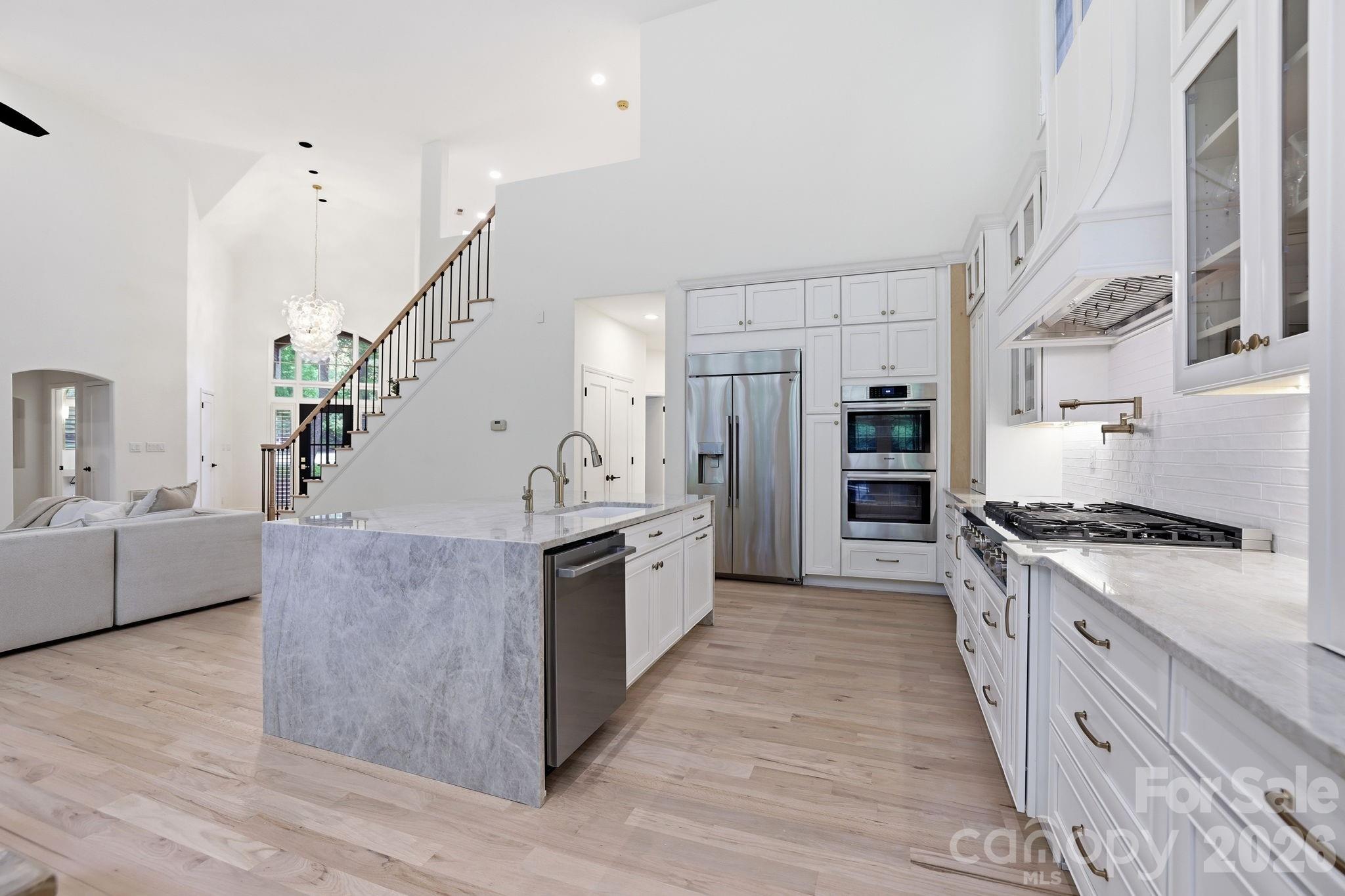 5424 Amanda Lane — Belmont