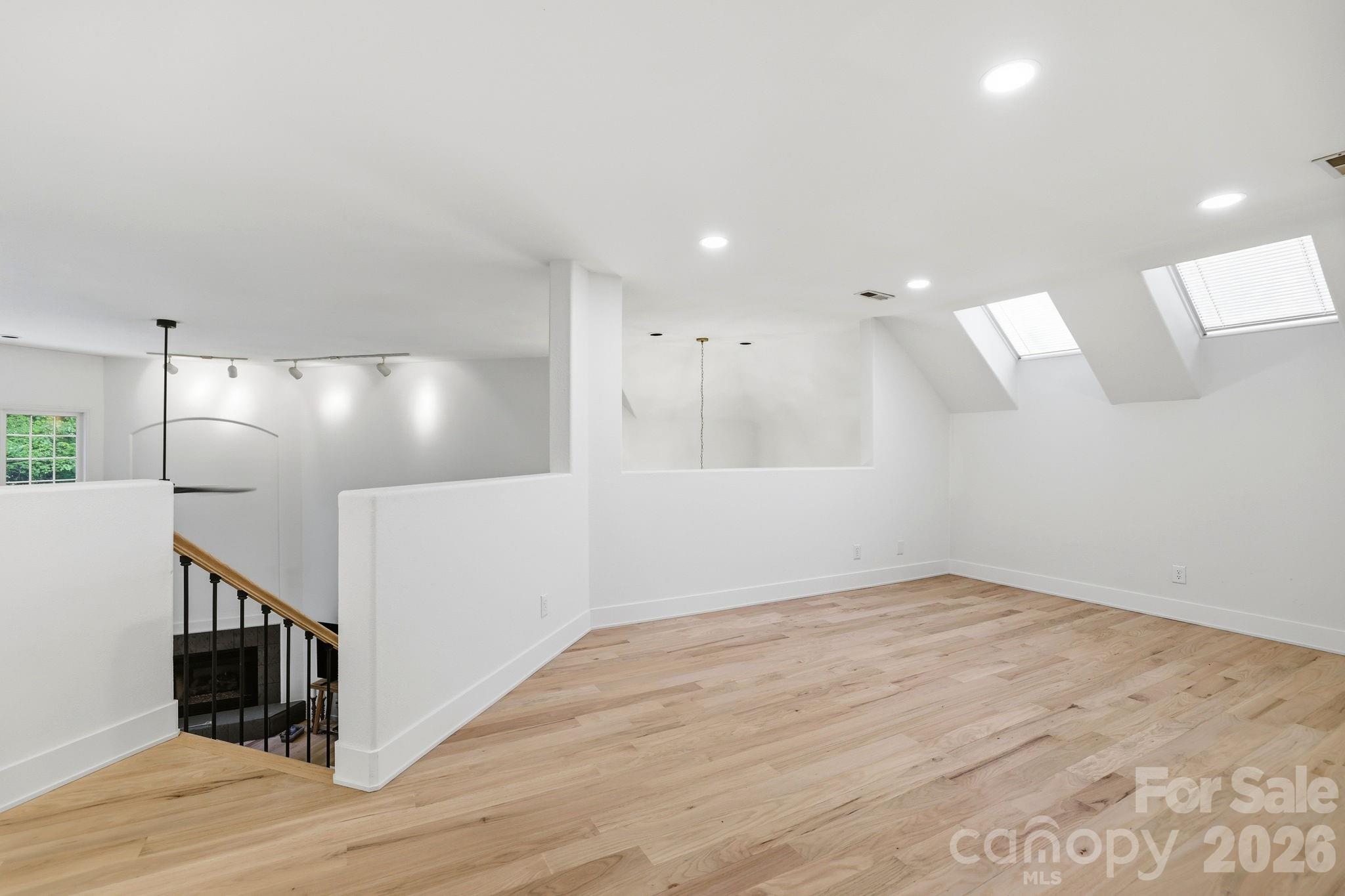 5424 Amanda Lane — Belmont