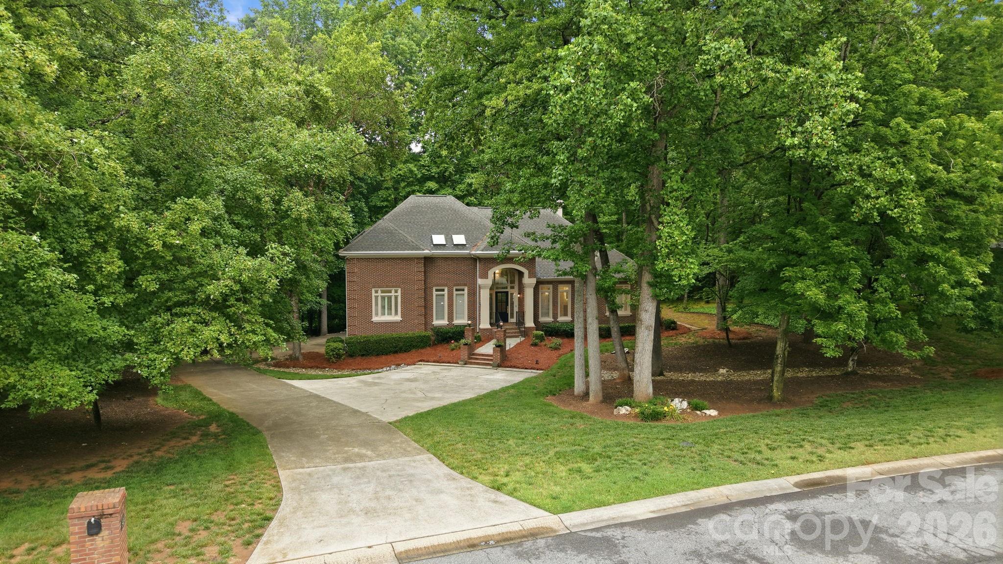 5424 Amanda Lane — Belmont