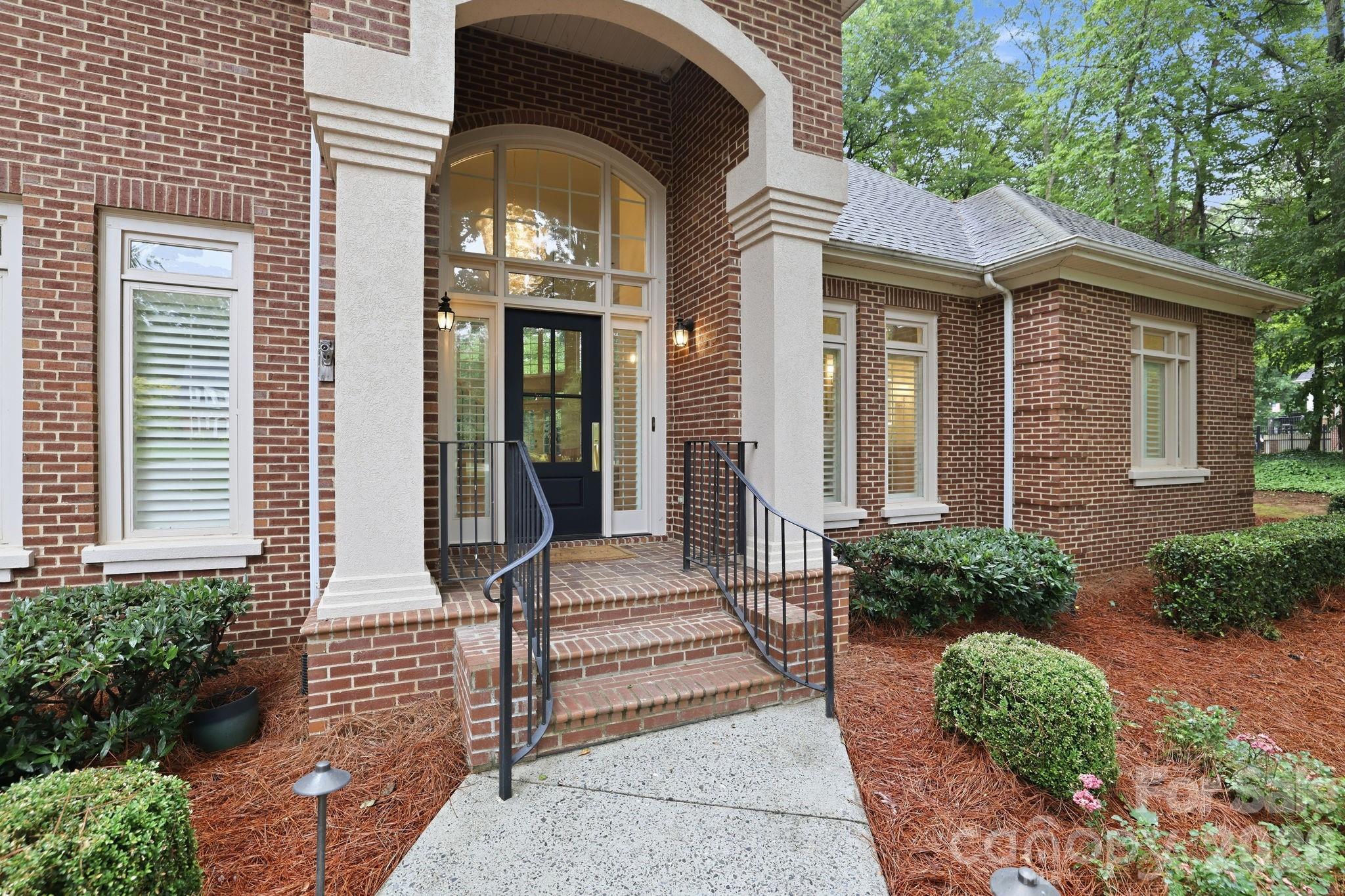 5424 Amanda Lane — Belmont