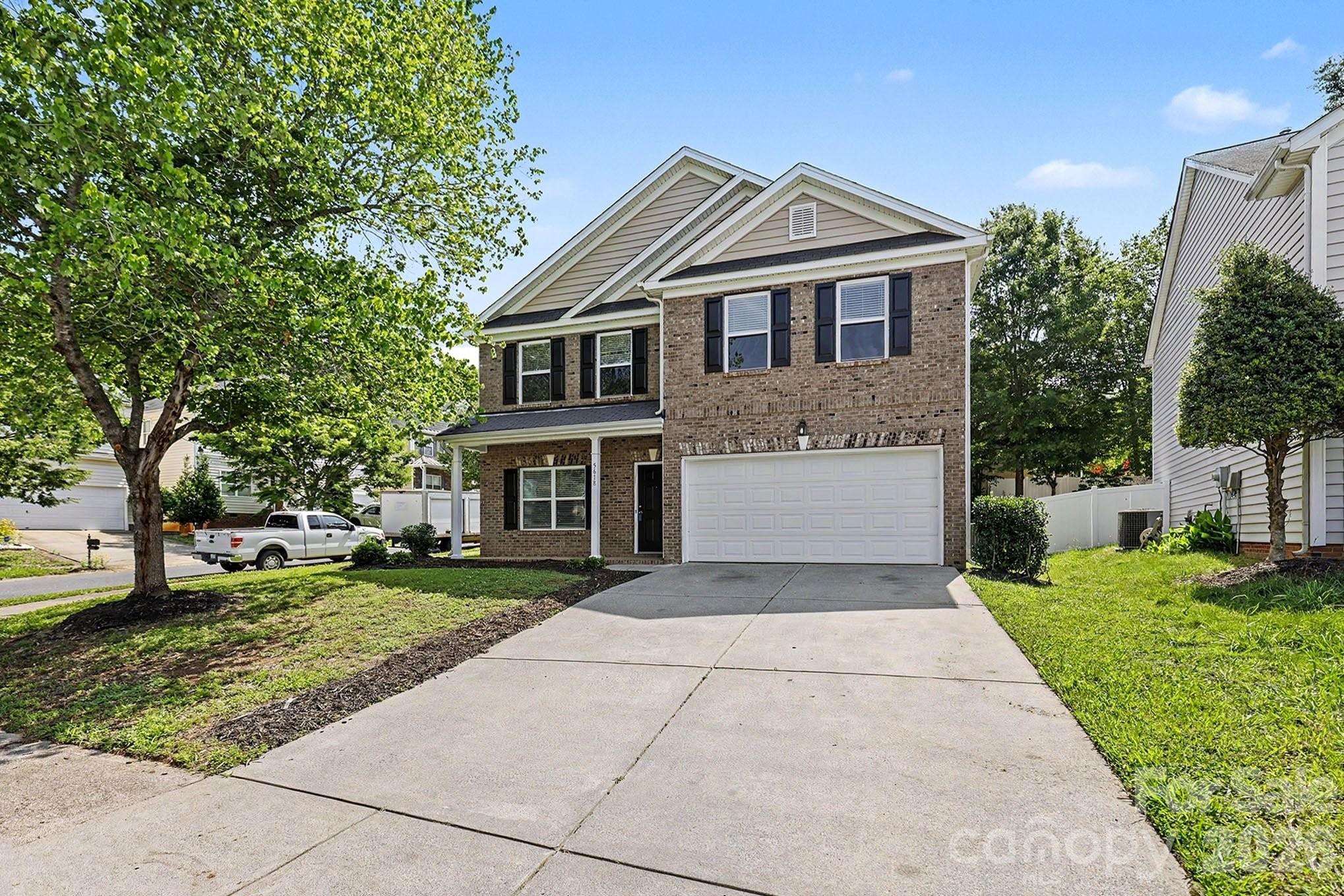 5618 Stowe Derby Drive — Charlotte
