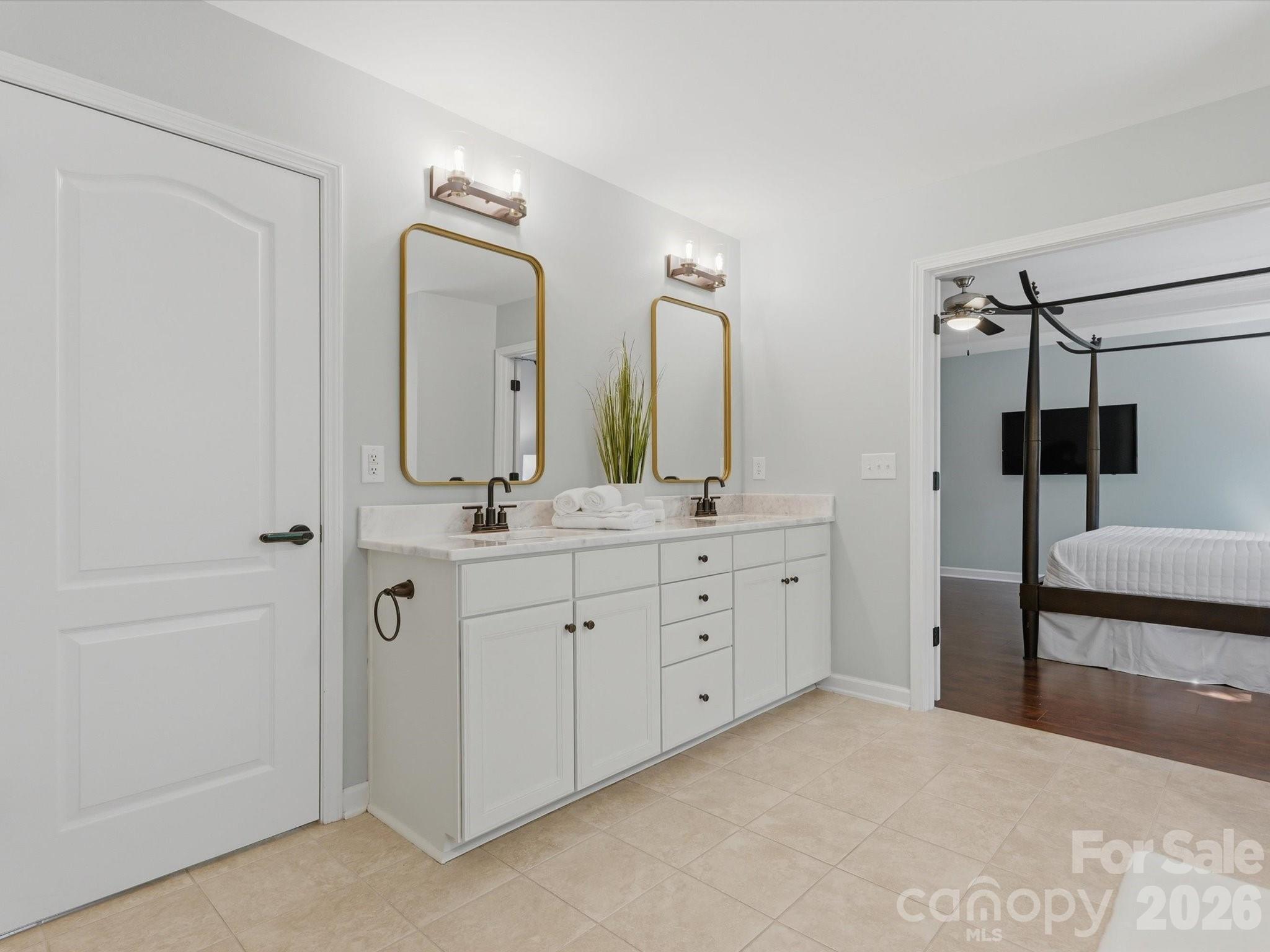 5017 Hedgebrook Lane — Waxhaw
