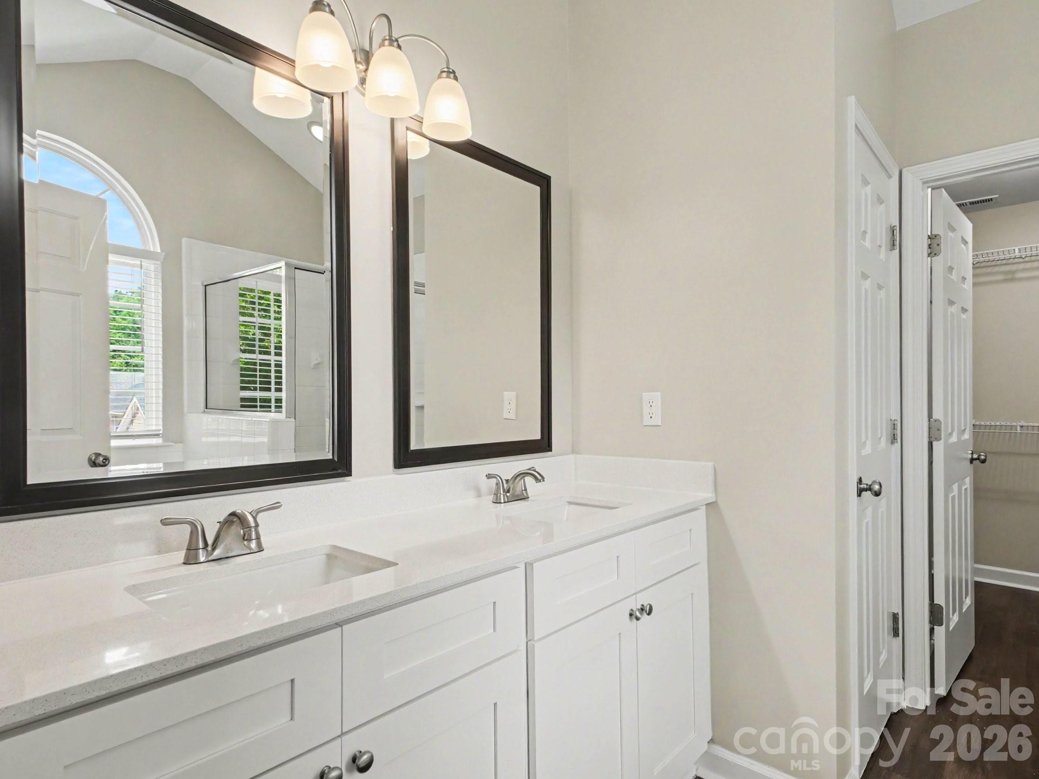 12102 Hampton Place Drive — Charlotte