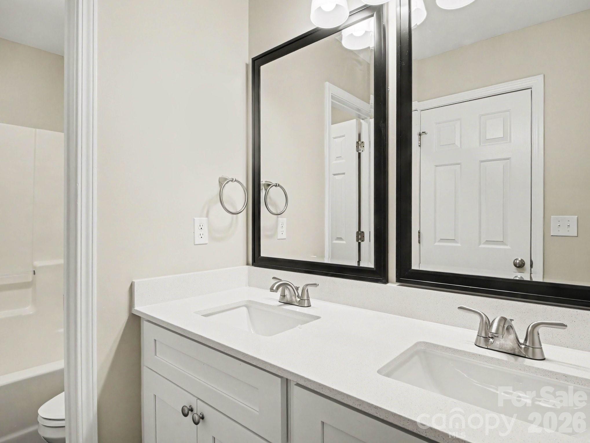 12102 Hampton Place Drive — Charlotte