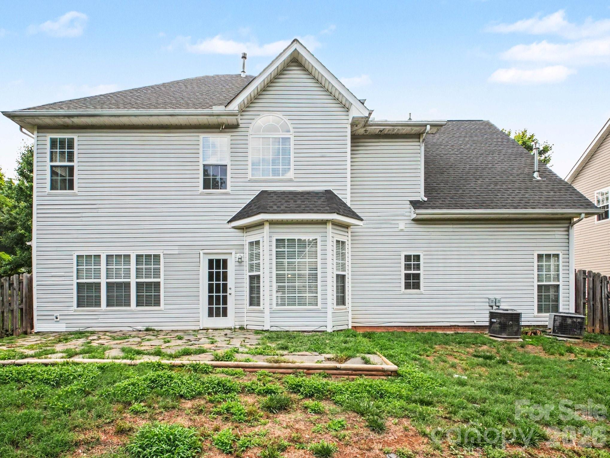 12102 Hampton Place Drive — Charlotte