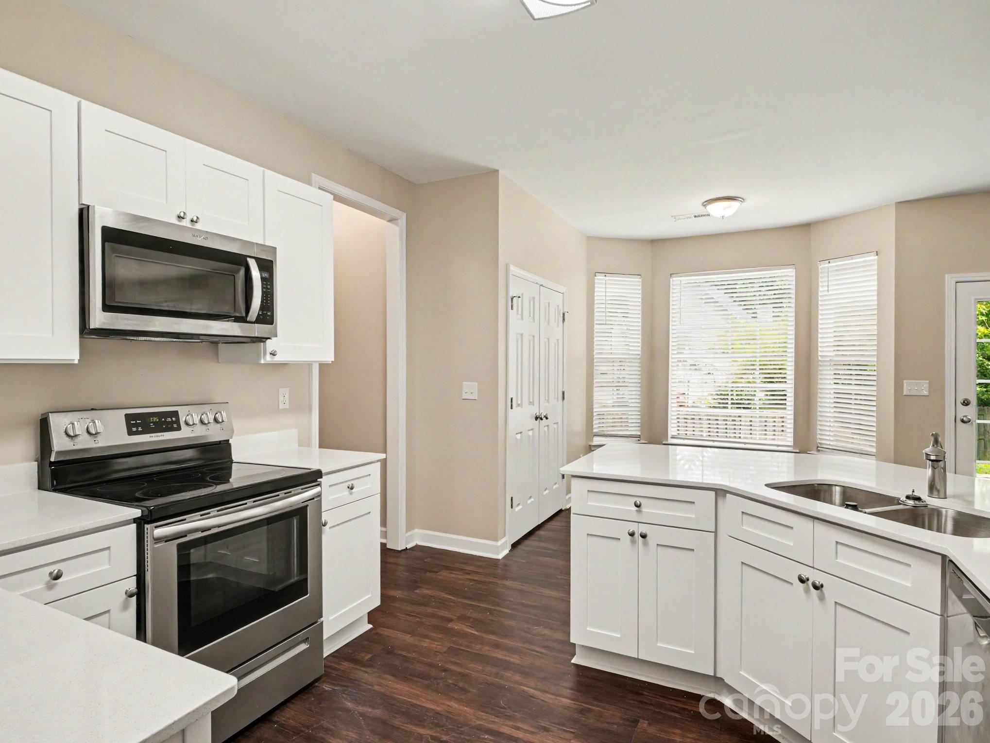 12102 Hampton Place Drive — Charlotte