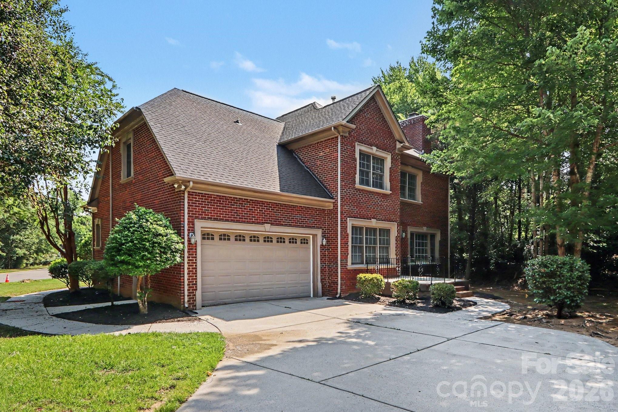 18611 Reflection Rock Court — Davidson