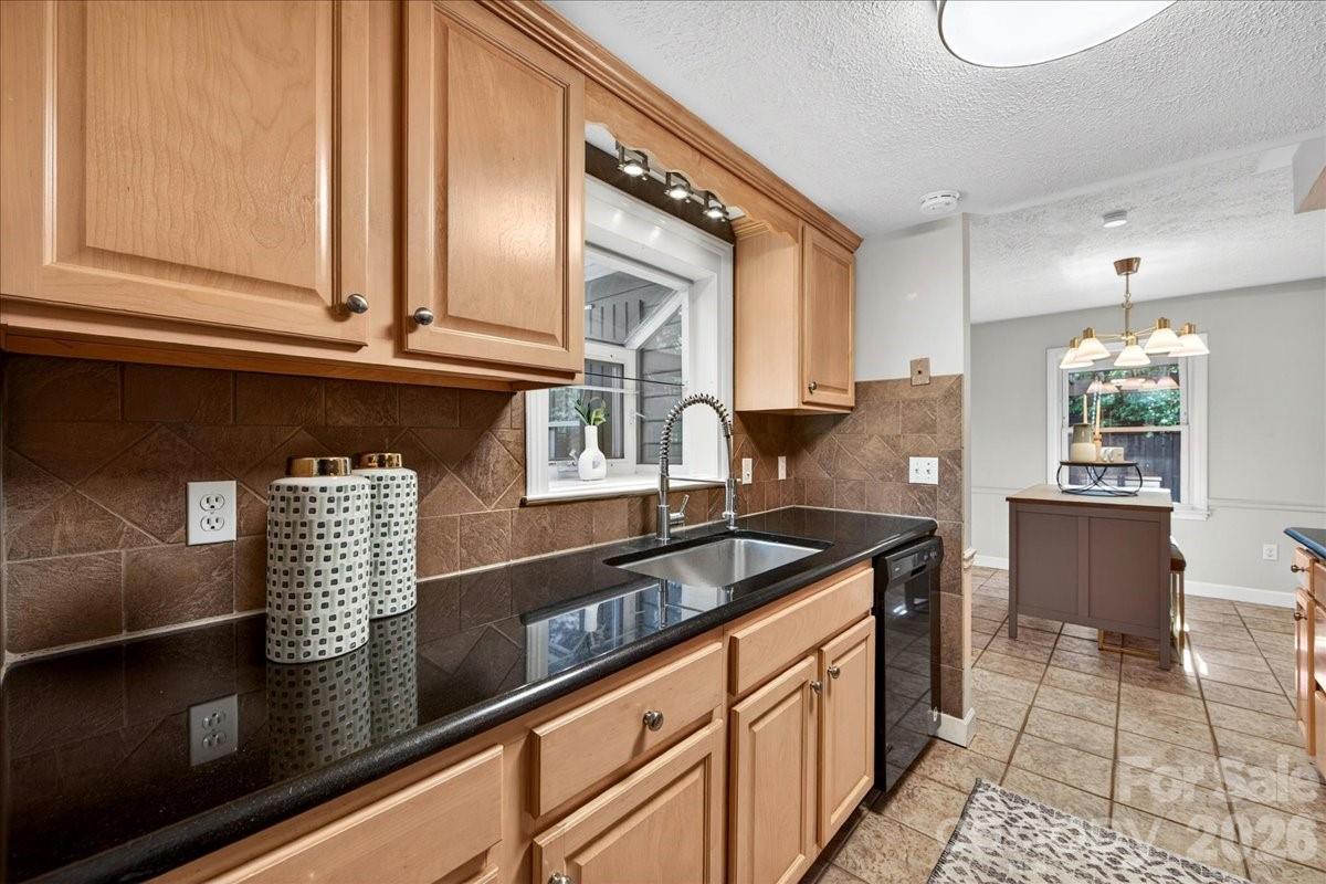4330 Brookfield Drive — Charlotte