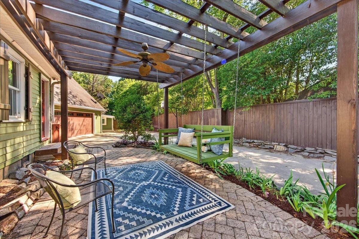 4330 Brookfield Drive — Charlotte