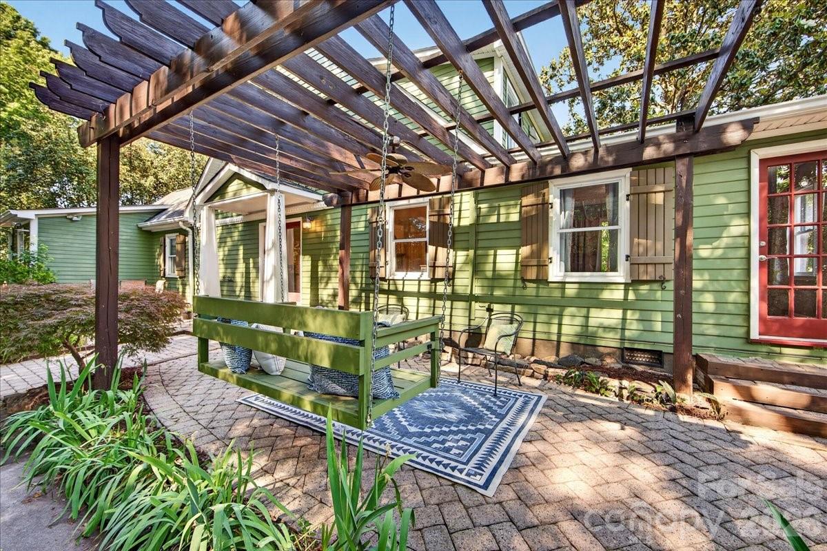 4330 Brookfield Drive — Charlotte
