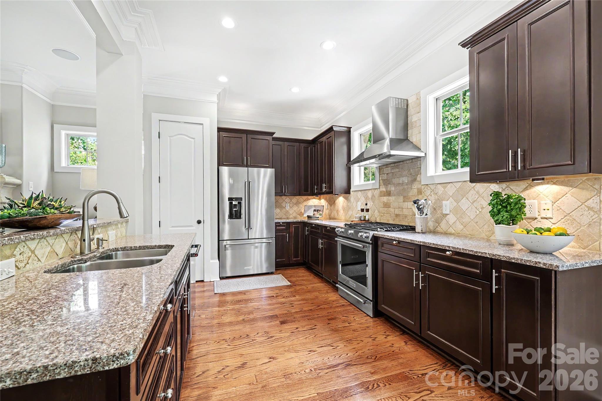 1908 Nassau Boulevard — Charlotte
