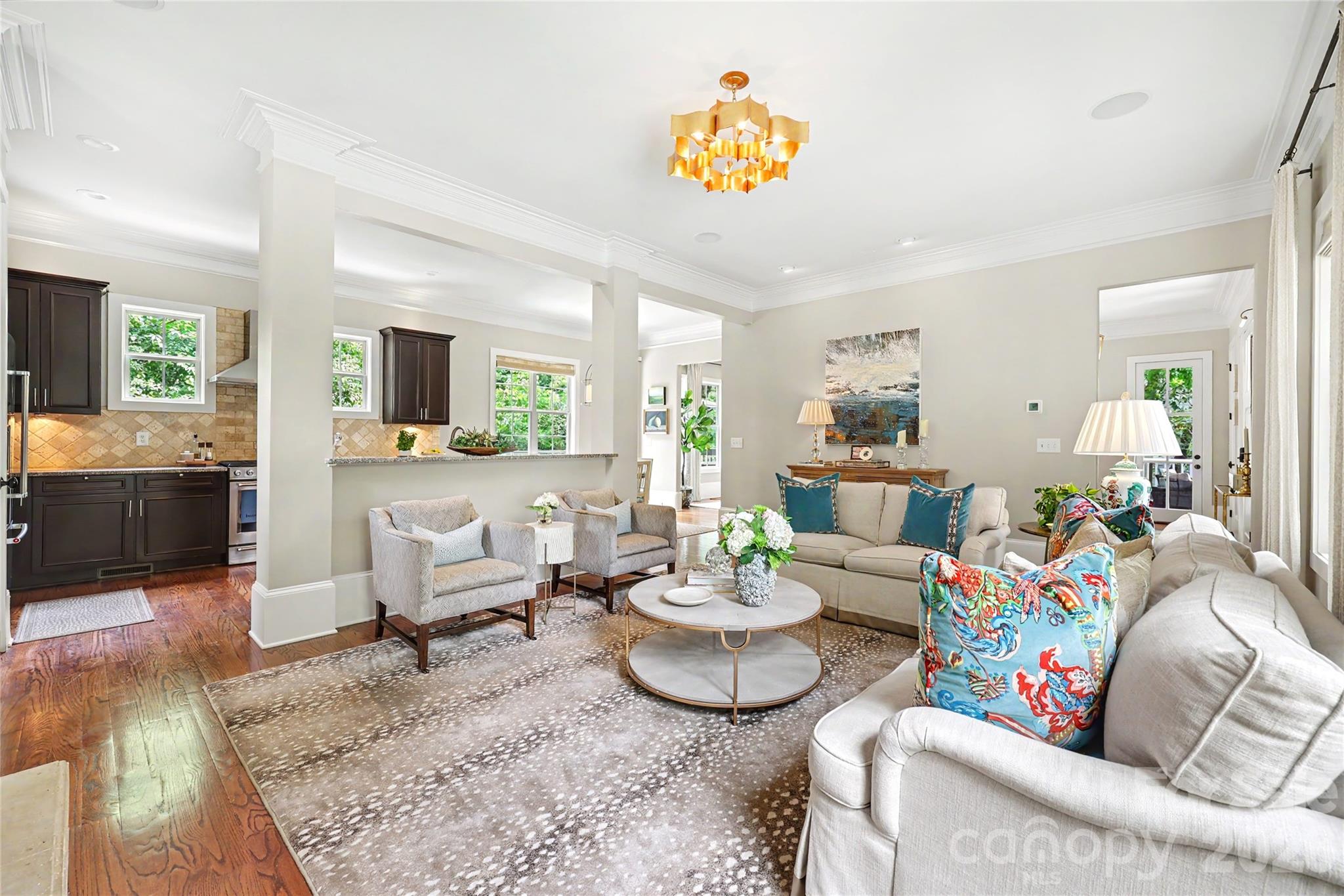 1908 Nassau Boulevard — Charlotte
