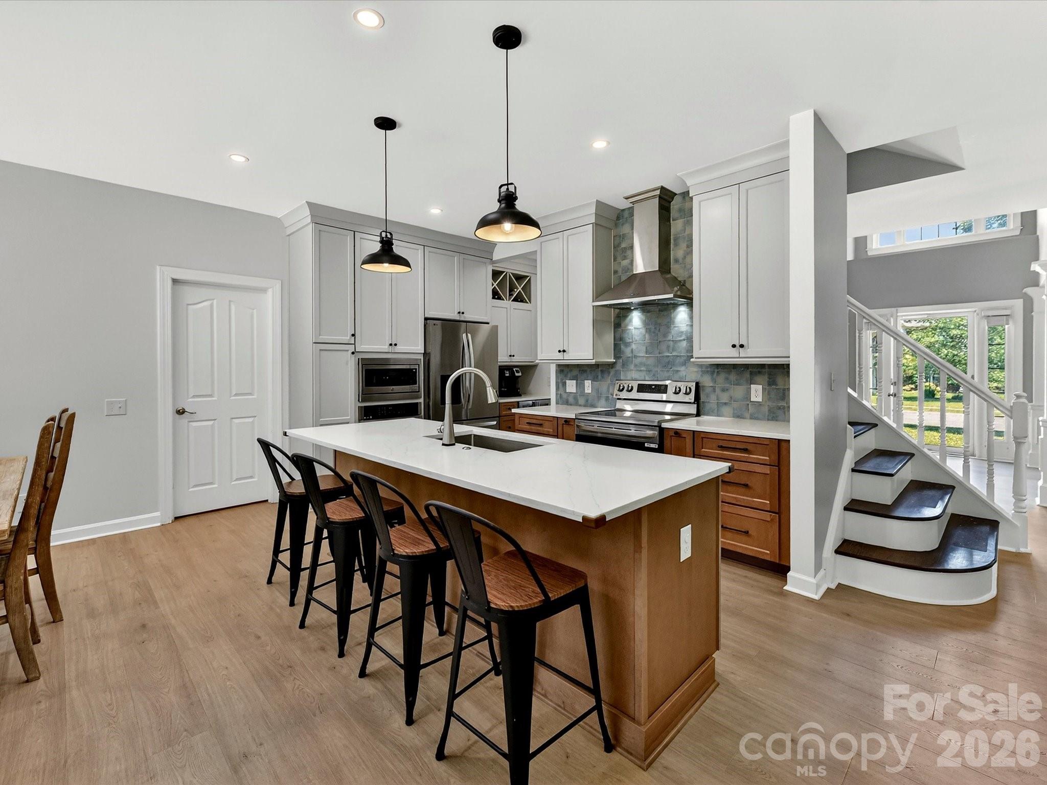 620 Meadow Lake Drive — Matthews