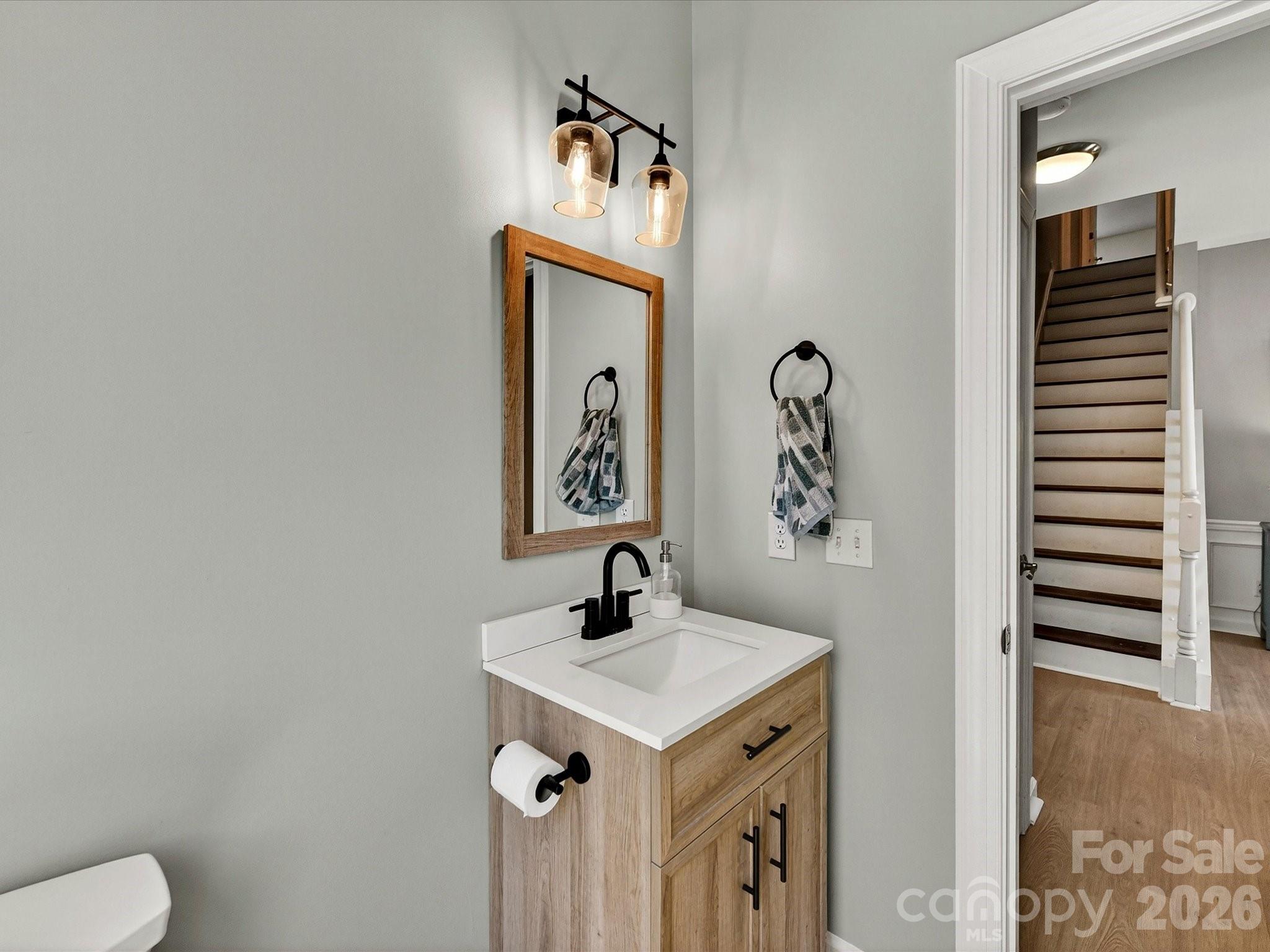620 Meadow Lake Drive — Matthews