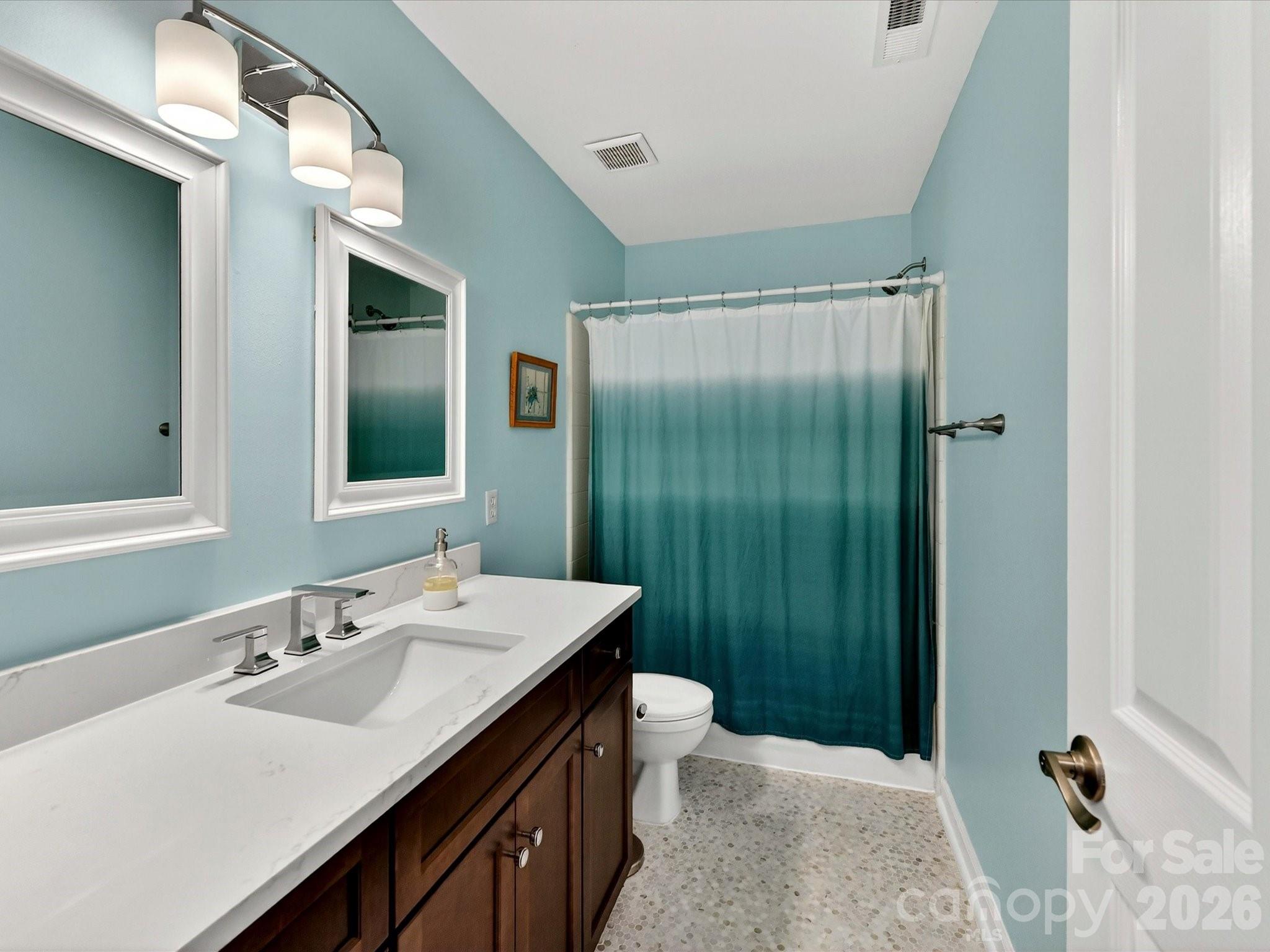 620 Meadow Lake Drive — Matthews