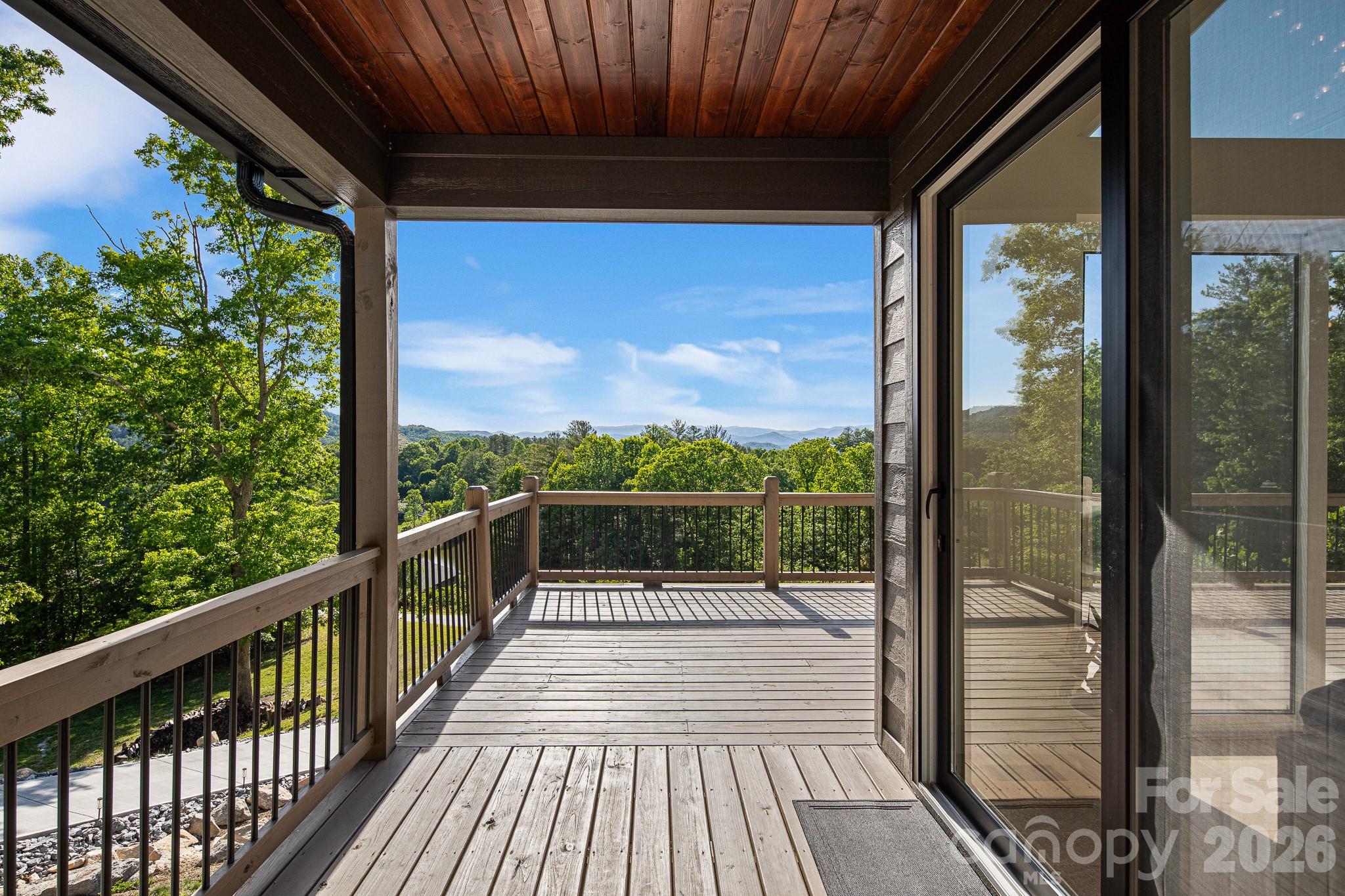 96 Crystal Lake Drive — Hendersonville