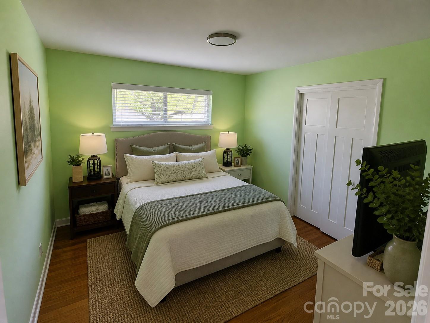 492 14th Avenue Drive NE — Hickory