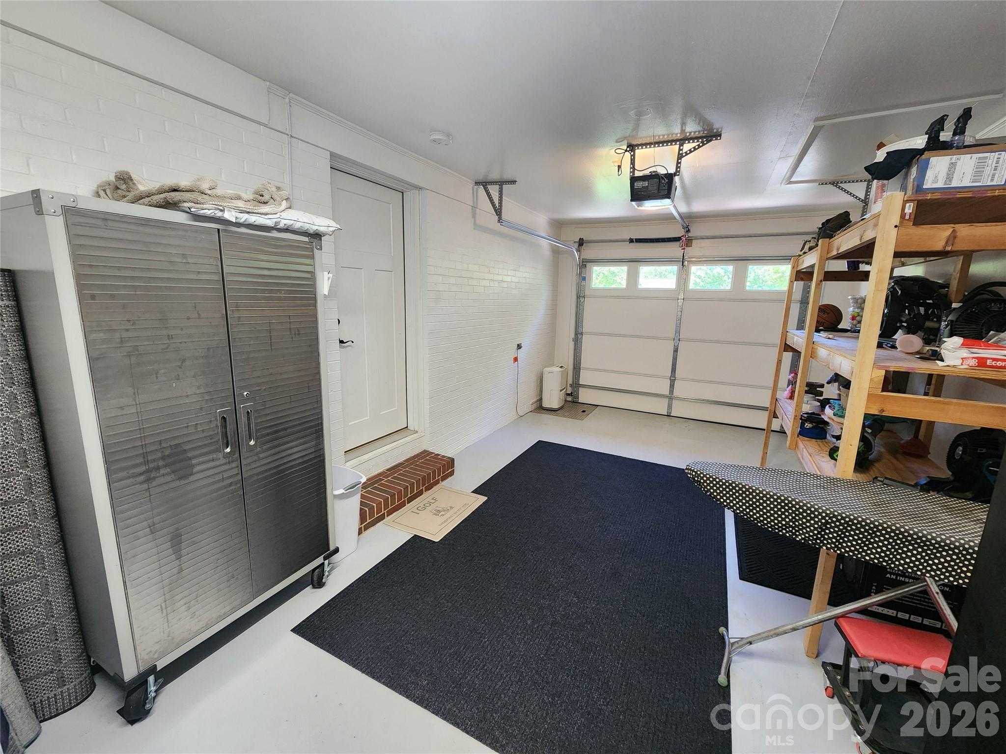 492 14th Avenue Drive NE — Hickory