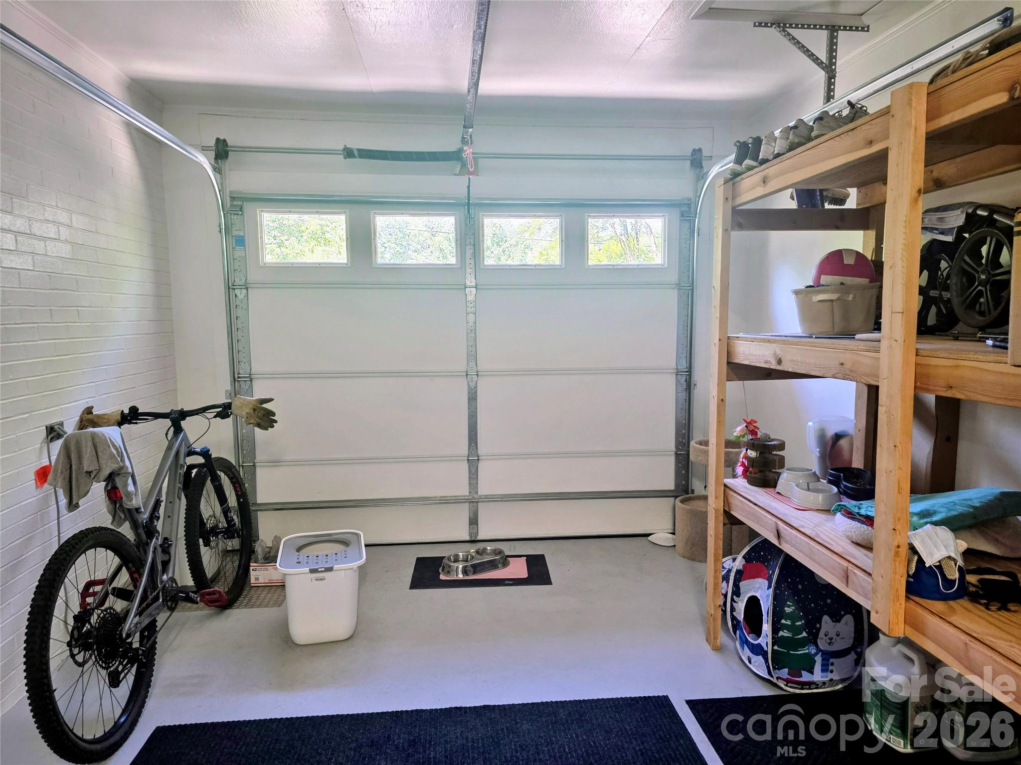492 14th Avenue Drive NE — Hickory