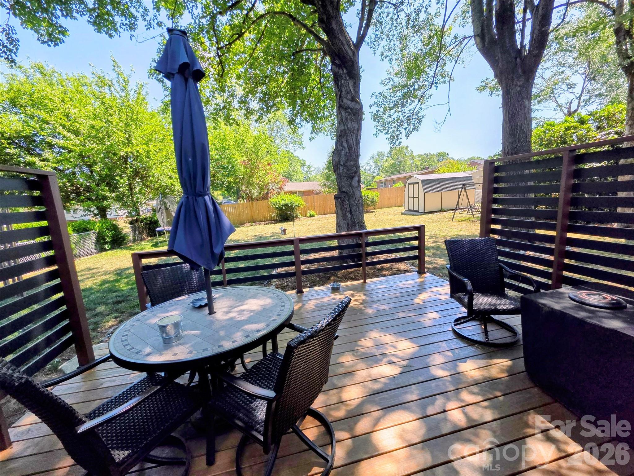 492 14th Avenue Drive NE — Hickory