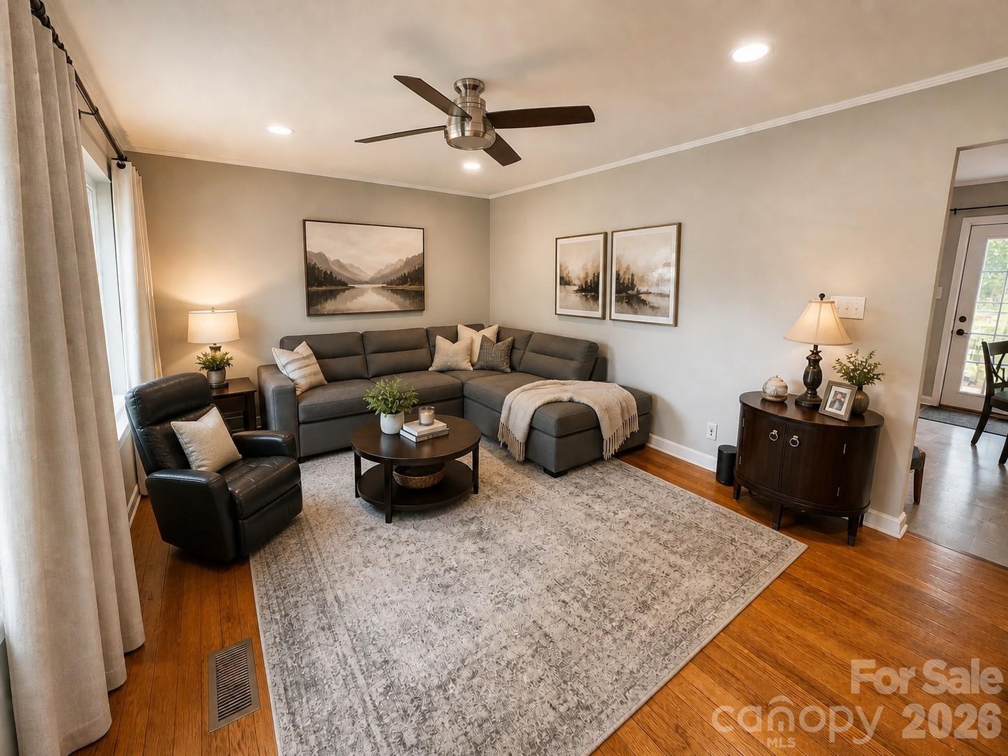 492 14th Avenue Drive NE — Hickory