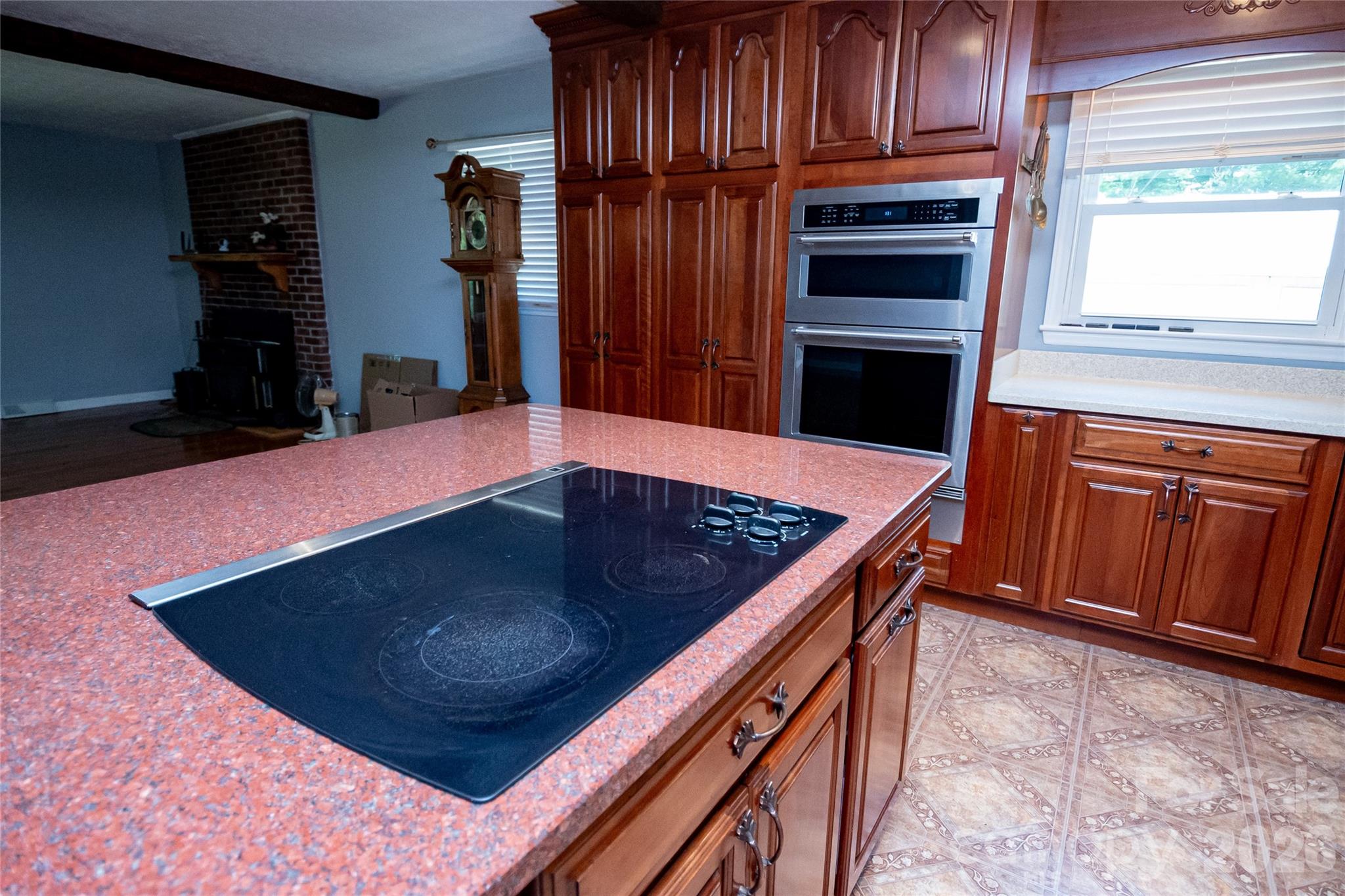 1542 Hwy 226 Highway — Casar