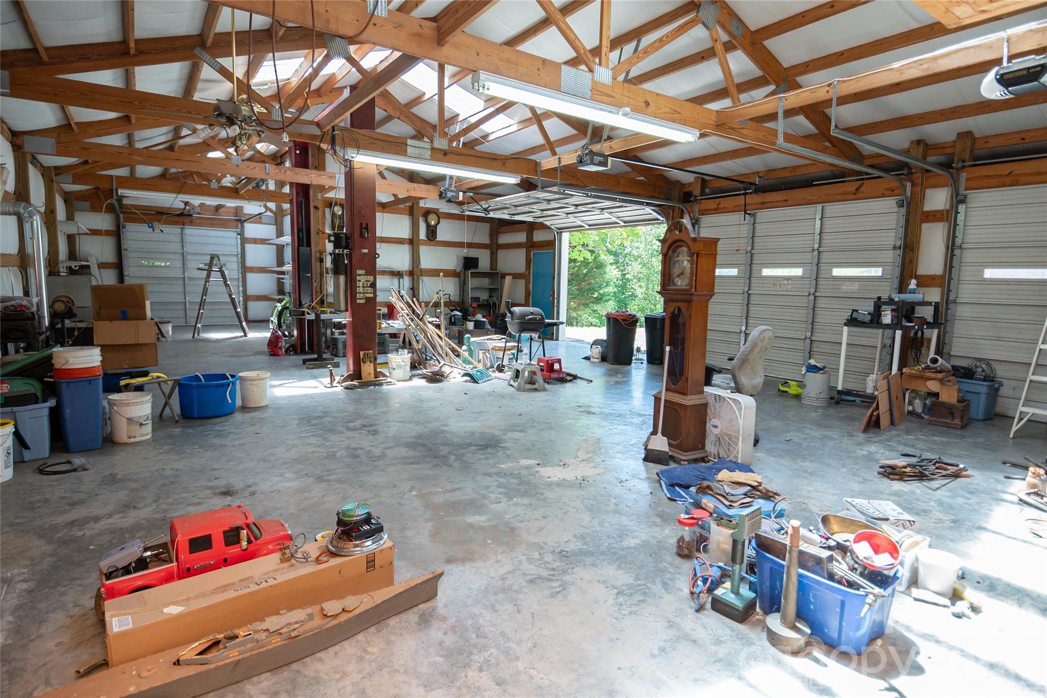 1542 Hwy 226 Highway — Casar