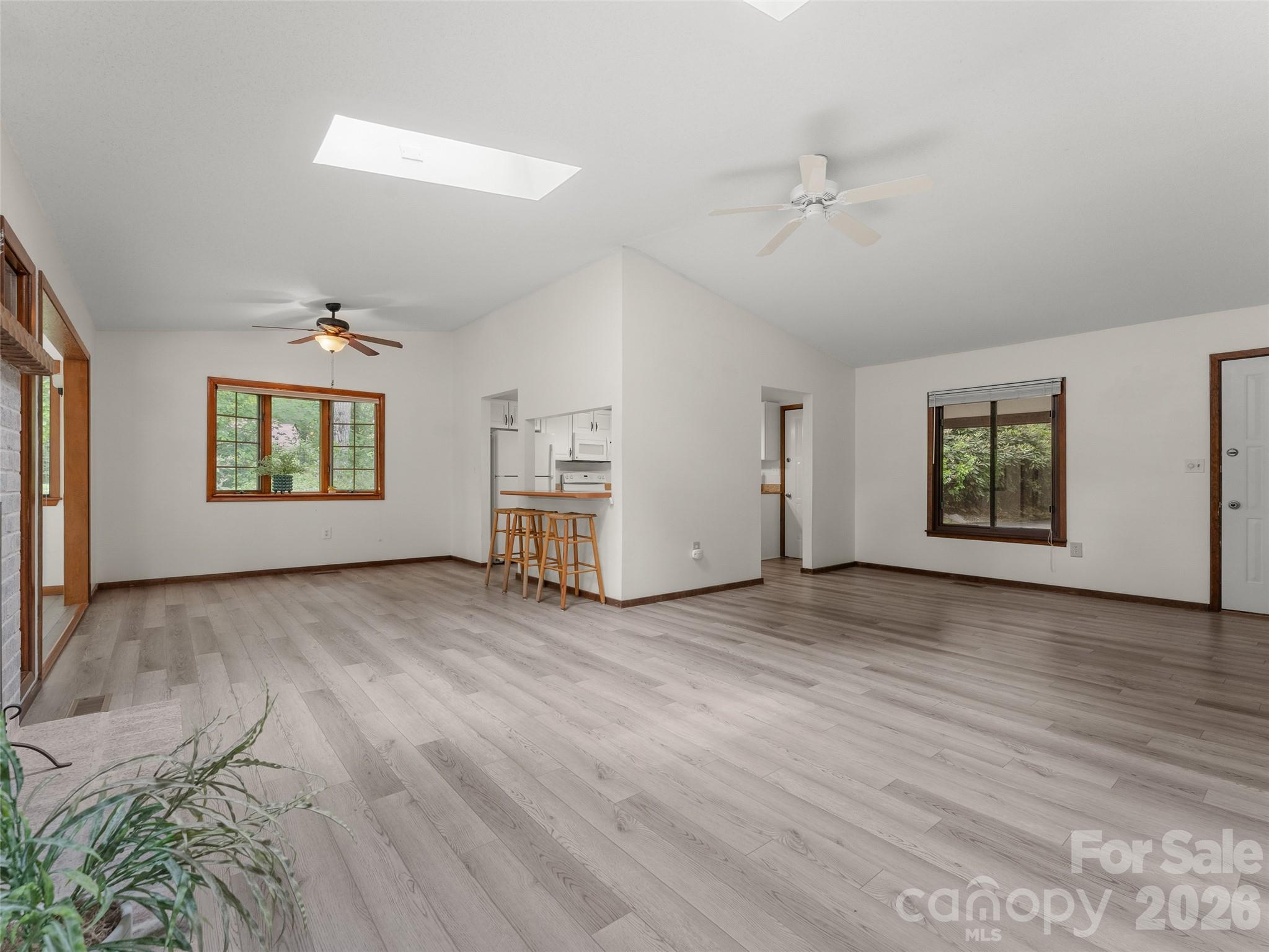 32 Honeysuckle Ridge Road — Pisgah Forest