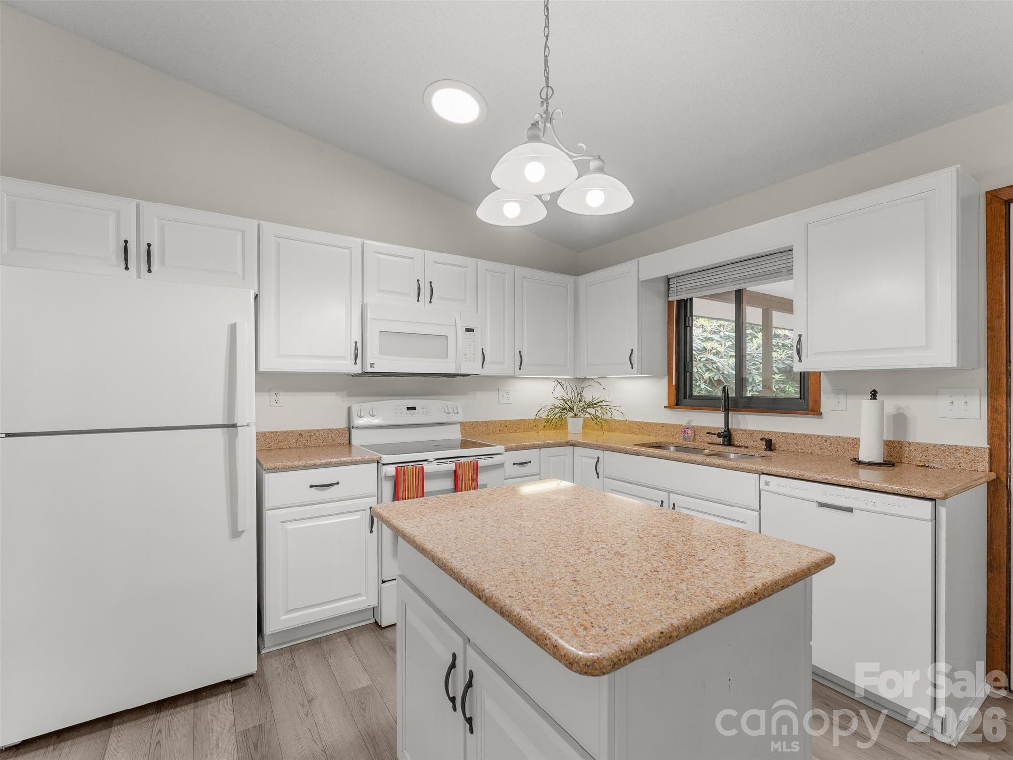 32 Honeysuckle Ridge Road — Pisgah Forest