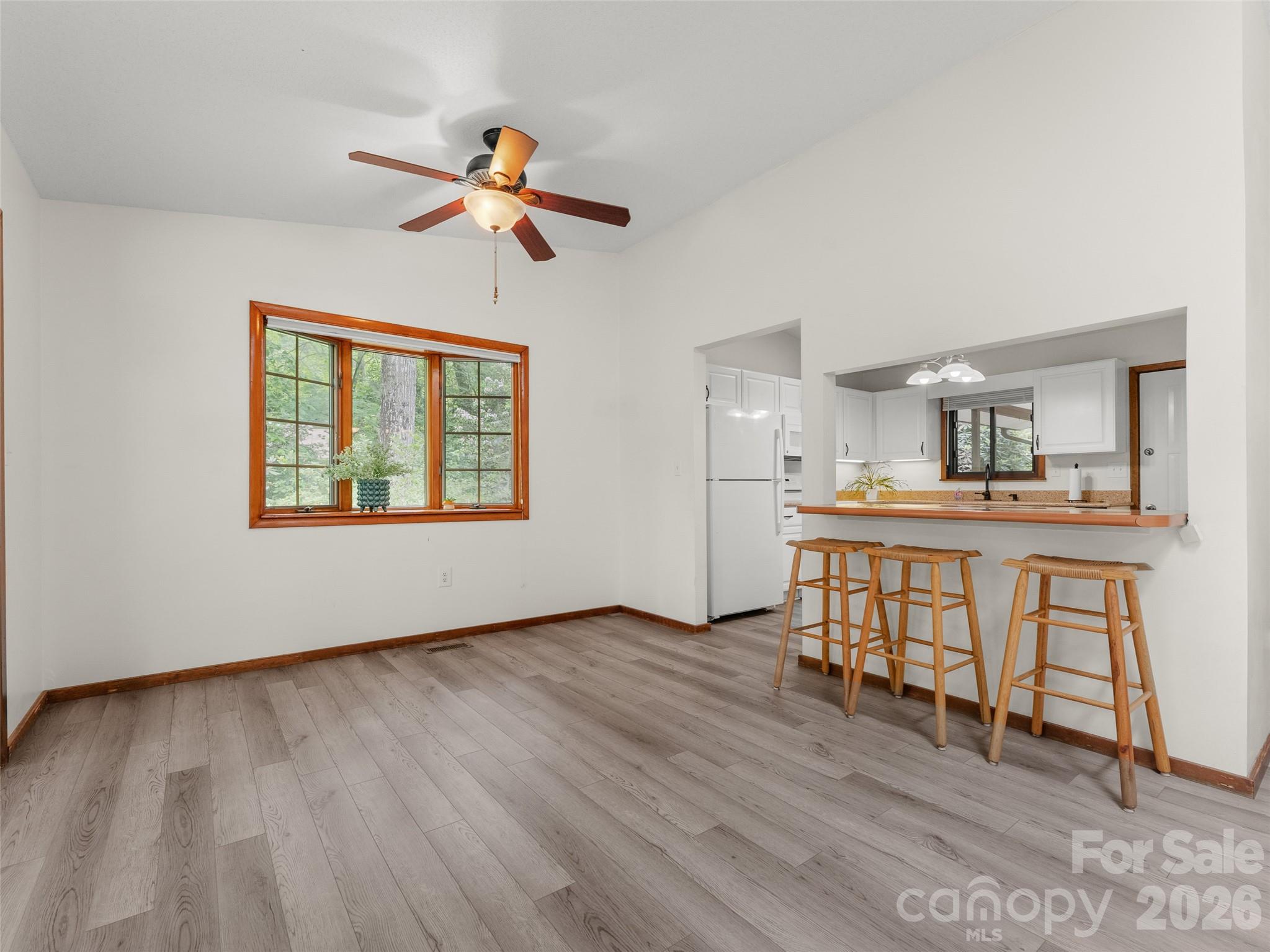 32 Honeysuckle Ridge Road — Pisgah Forest