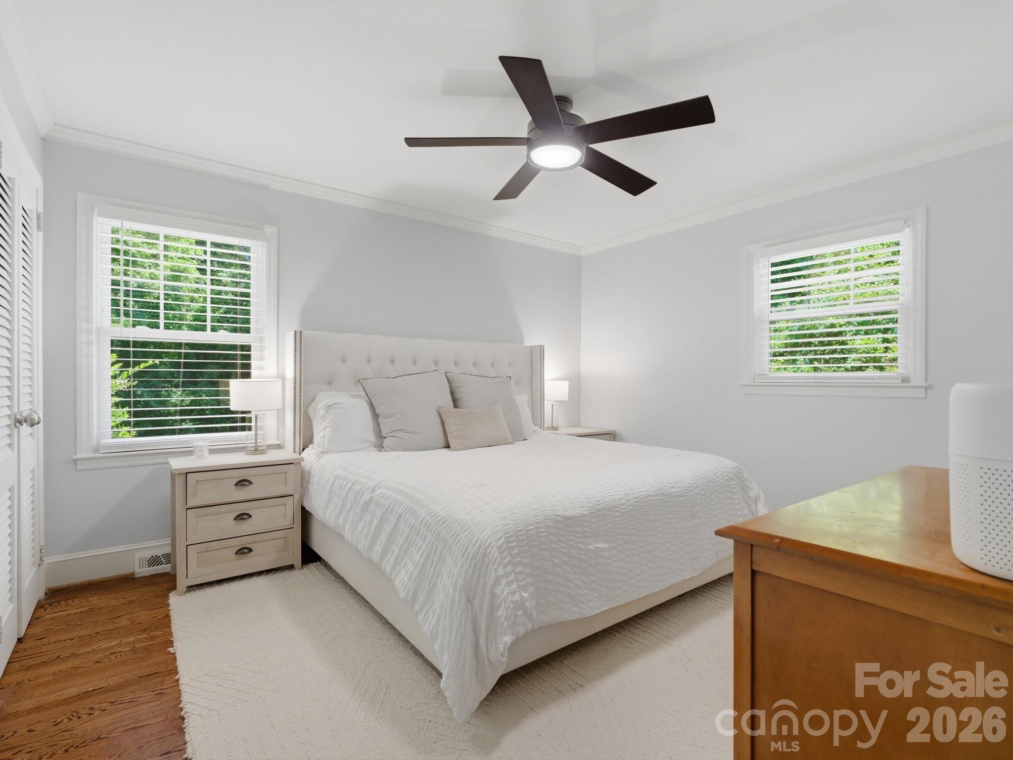 1534 Edgewater Drive — Charlotte