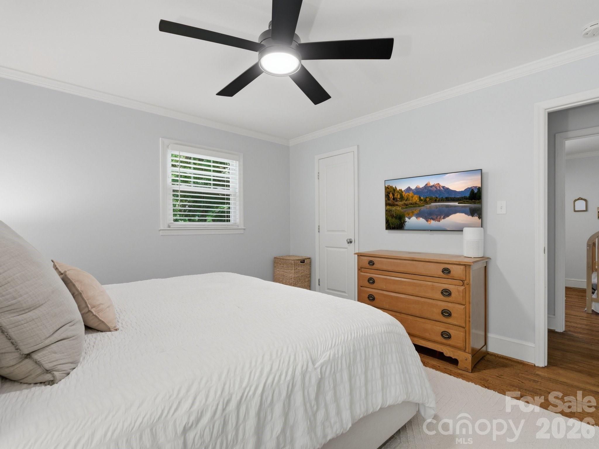 1534 Edgewater Drive — Charlotte