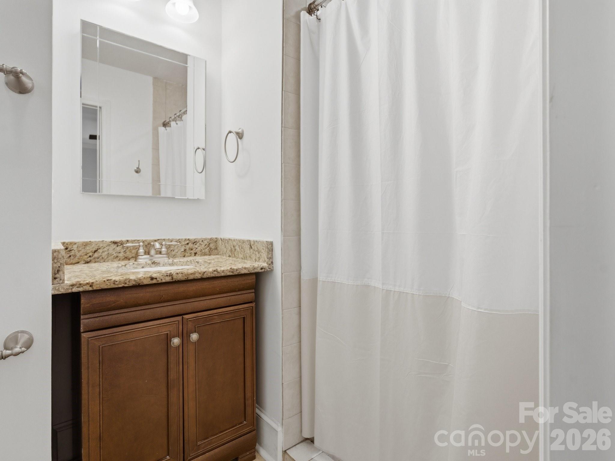 1534 Edgewater Drive — Charlotte