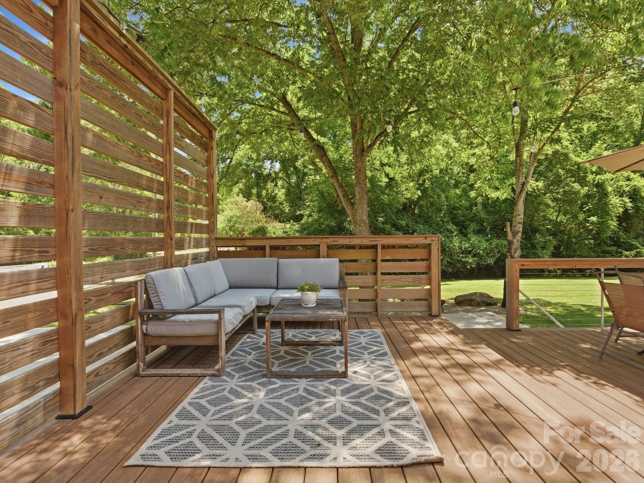 1534 Edgewater Drive — Charlotte