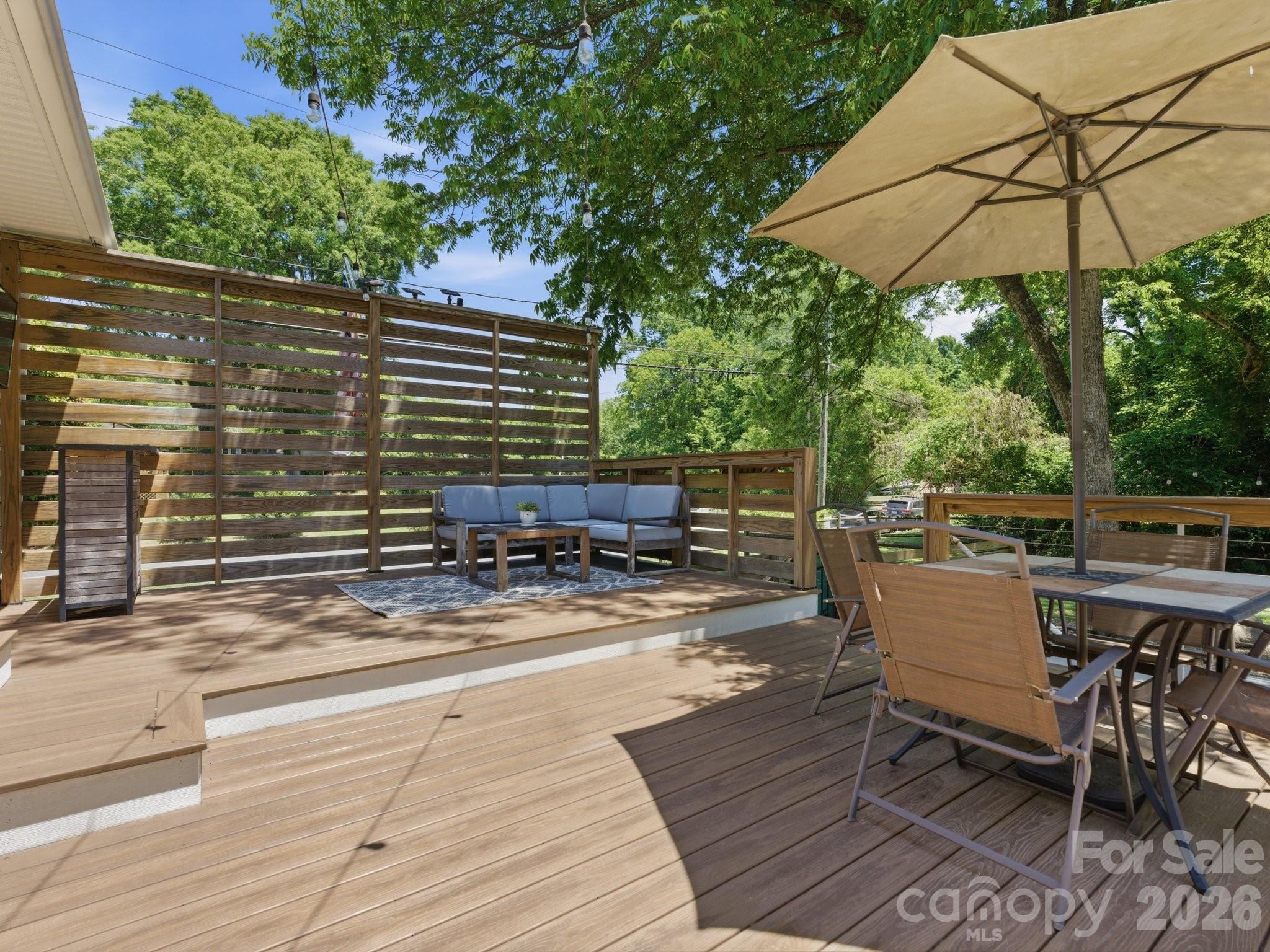 1534 Edgewater Drive — Charlotte