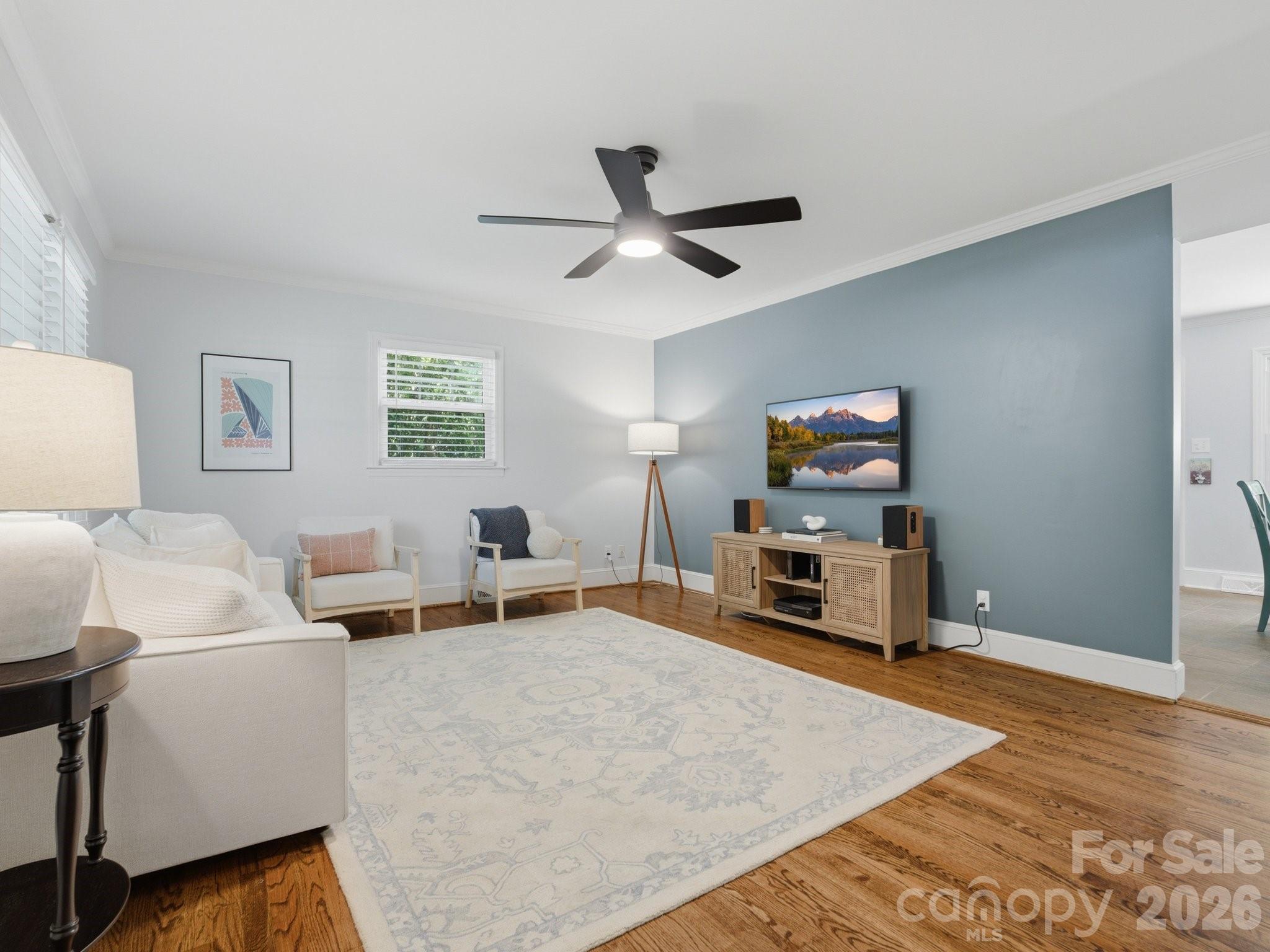1534 Edgewater Drive — Charlotte