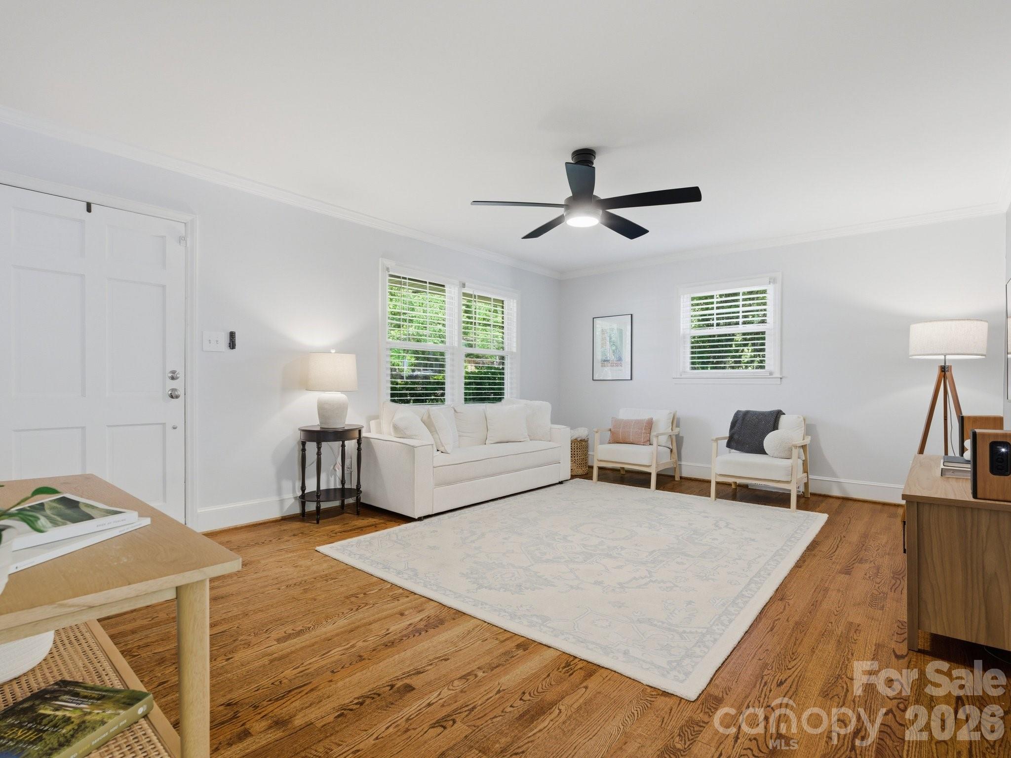 1534 Edgewater Drive — Charlotte