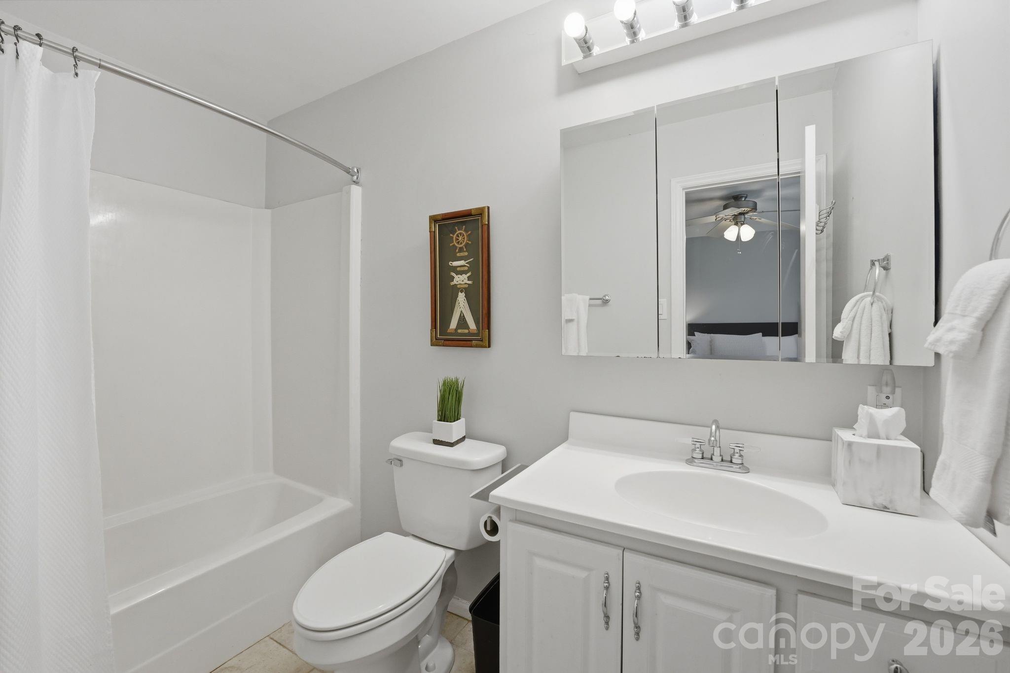 139 Perrin Drive — Mooresville