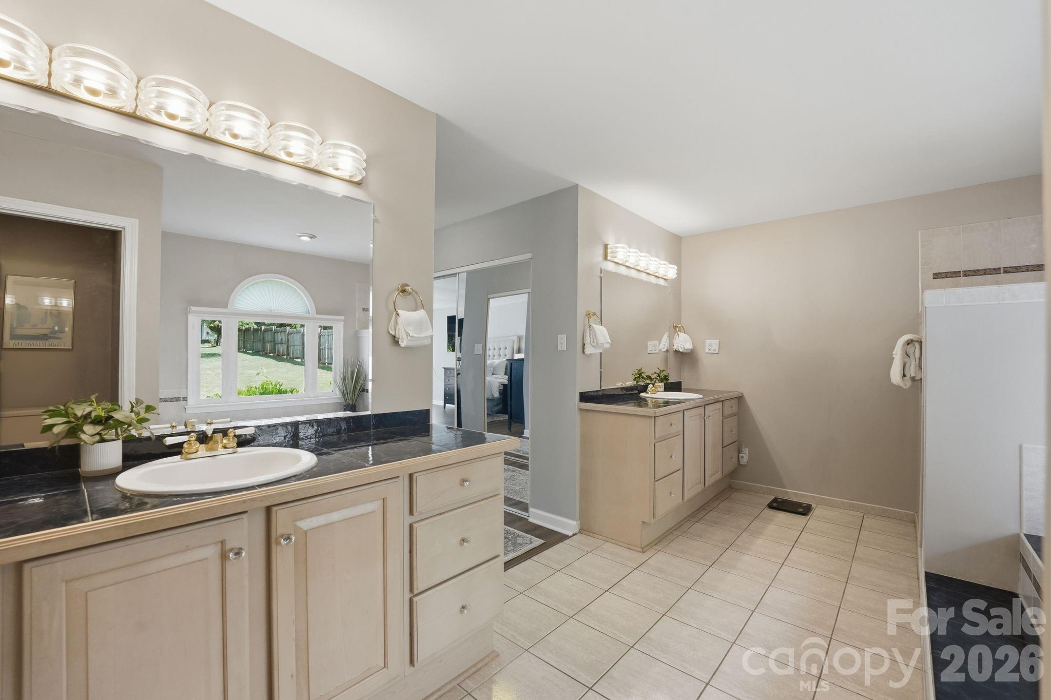 139 Perrin Drive — Mooresville