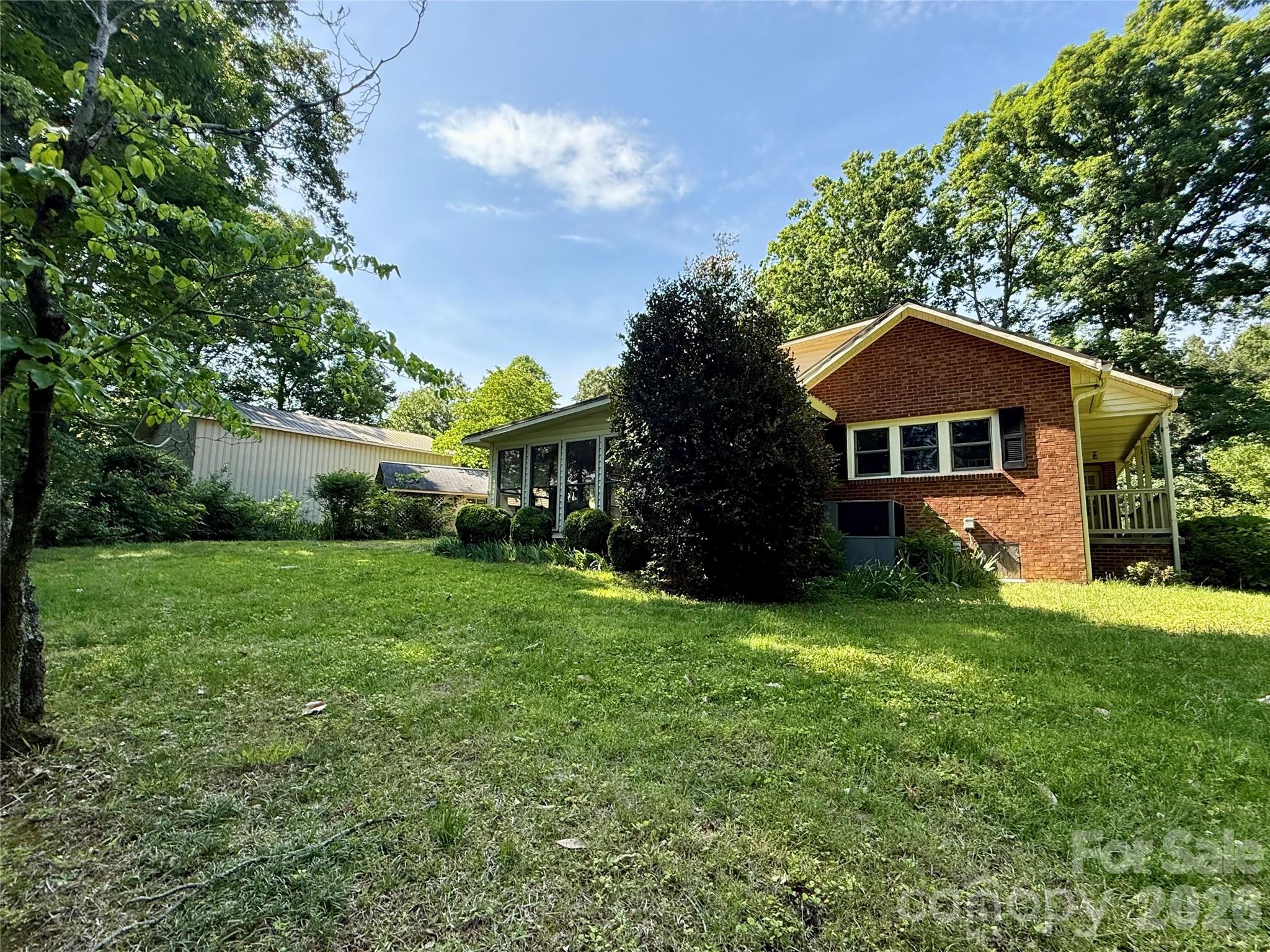 3250 Mount Pleasant Road S — Concord