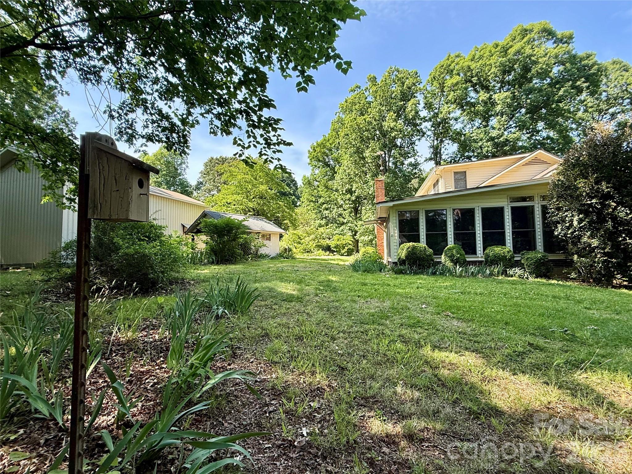 3250 Mount Pleasant Road S — Concord