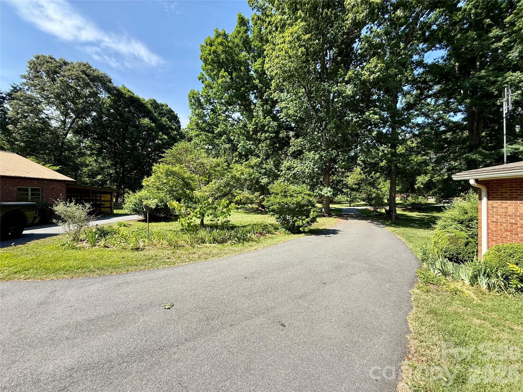 3250 Mount Pleasant Road S — Concord