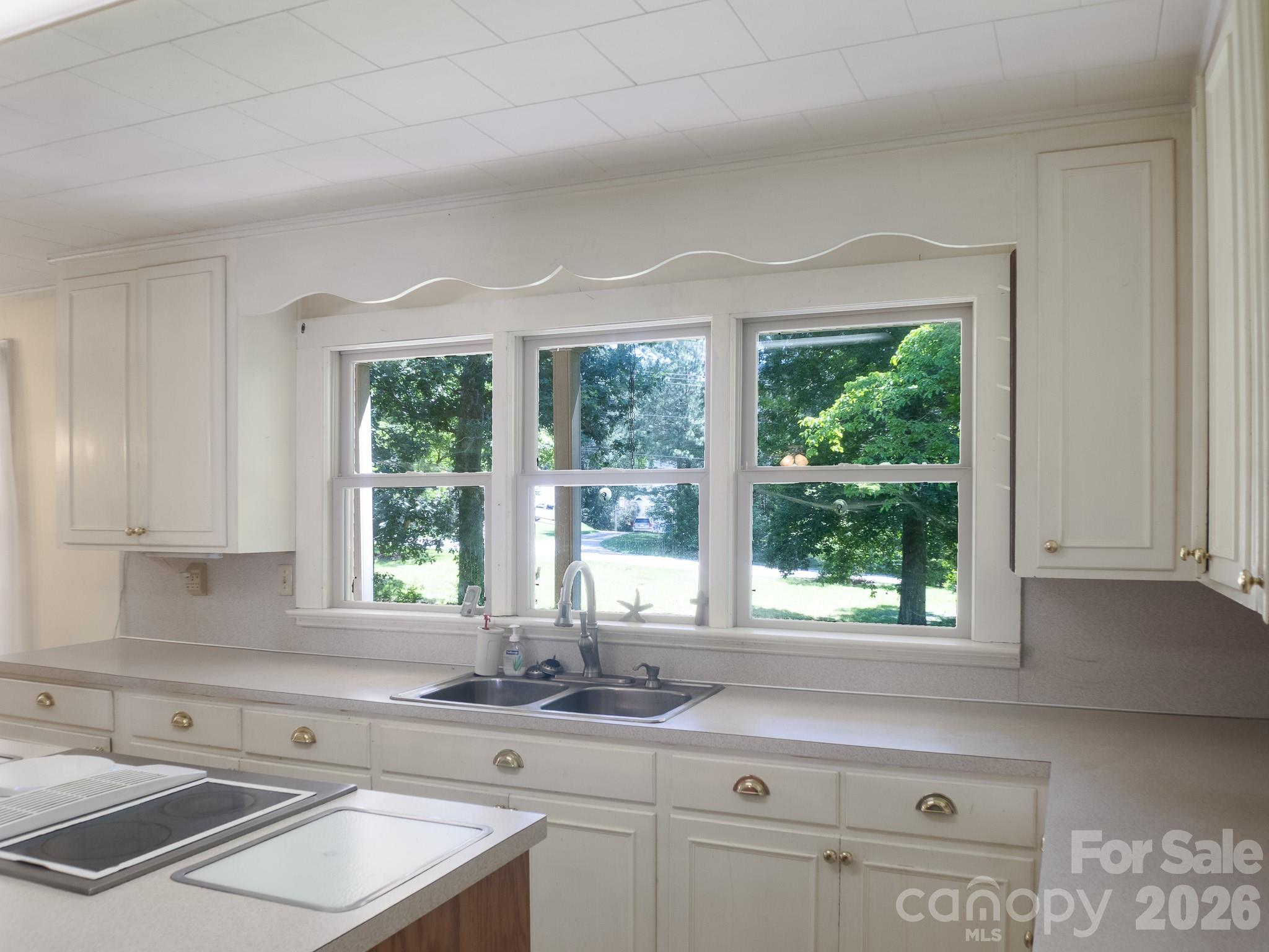 3250 Mount Pleasant Road S — Concord