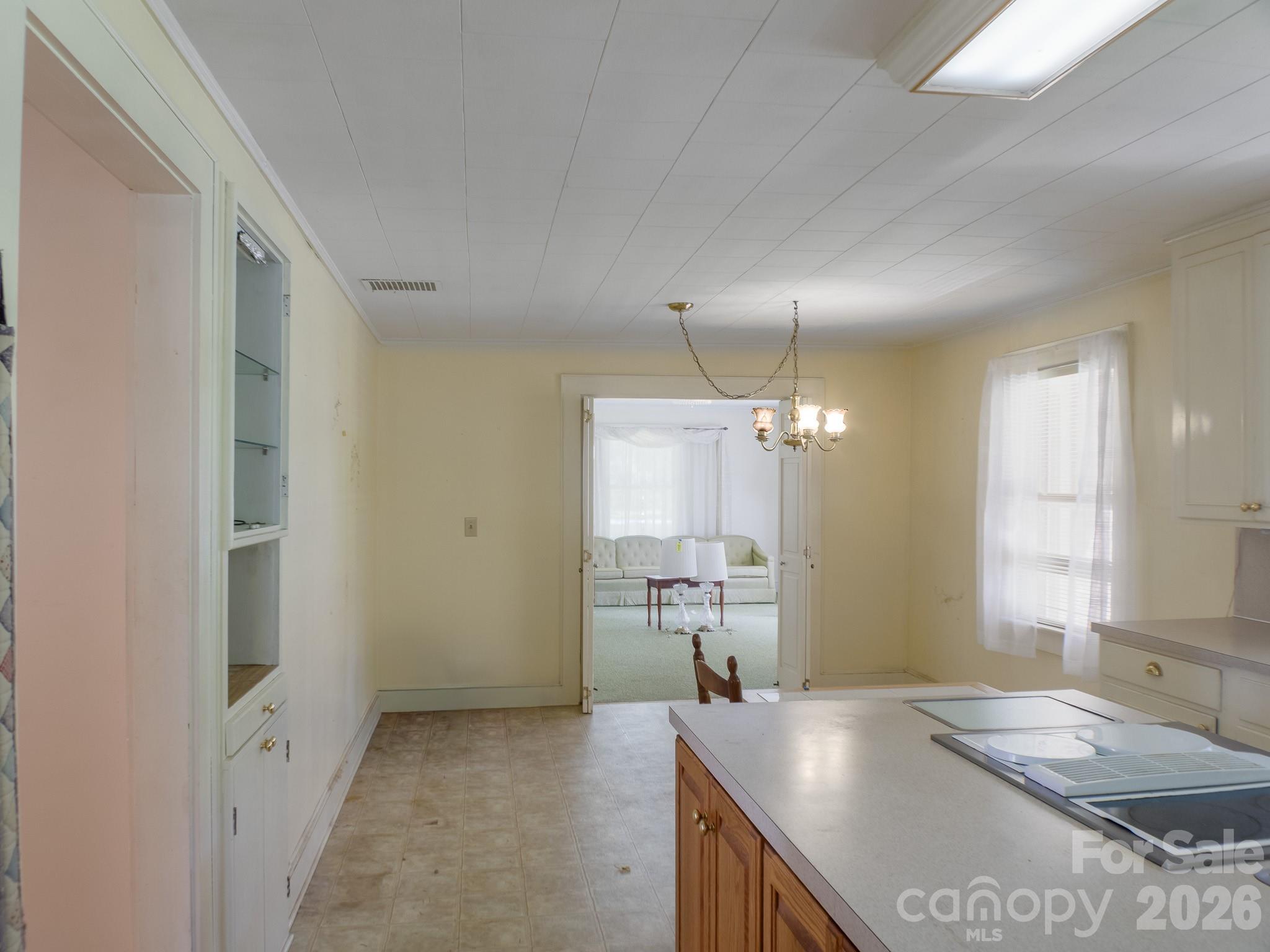 3250 Mount Pleasant Road S — Concord