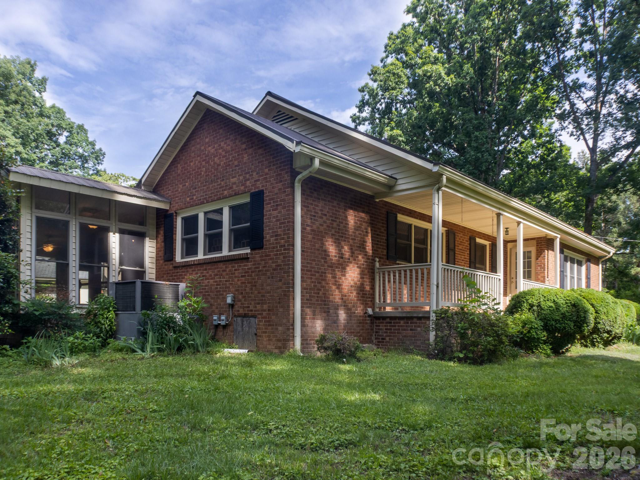3250 Mount Pleasant Road S — Concord